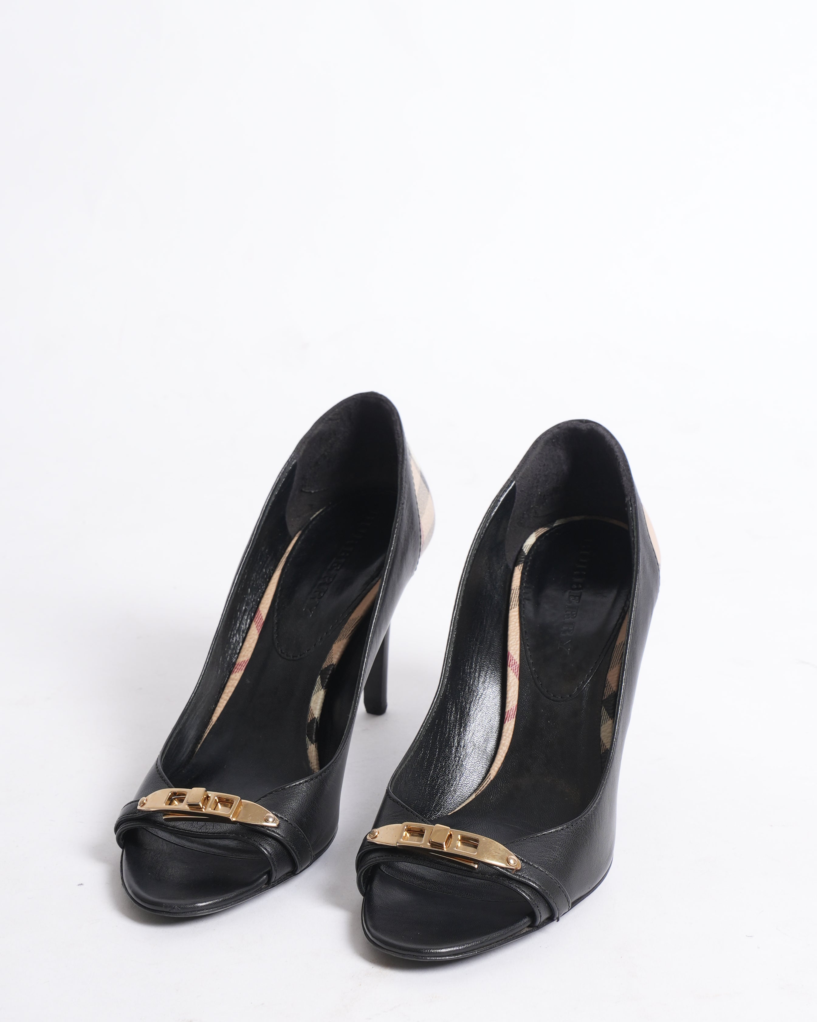 Burberry peep toe heels in black