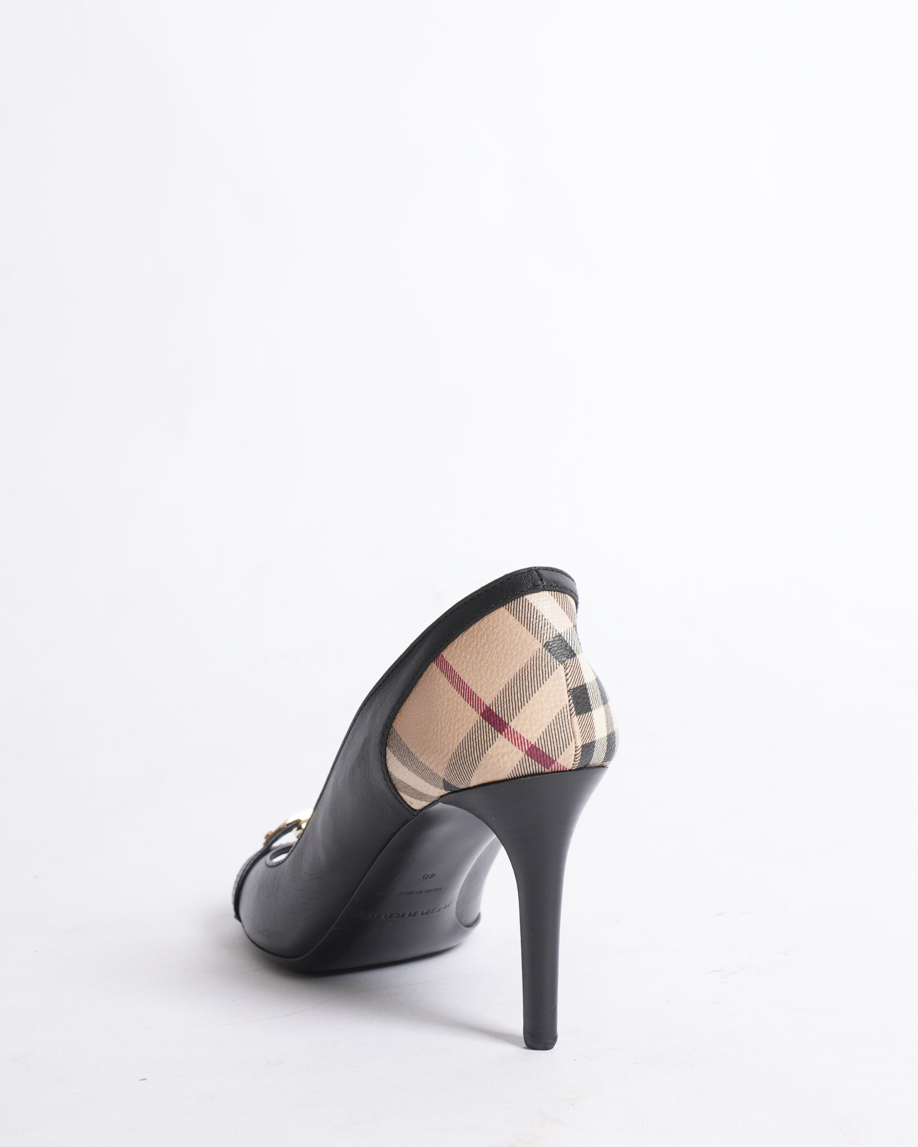 Burberry peep toe heels in black