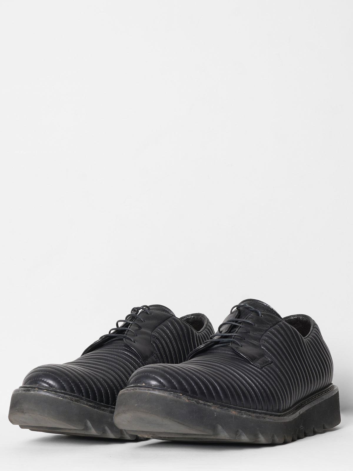 Cesare Paciotti Quilted Lace Up Shoes