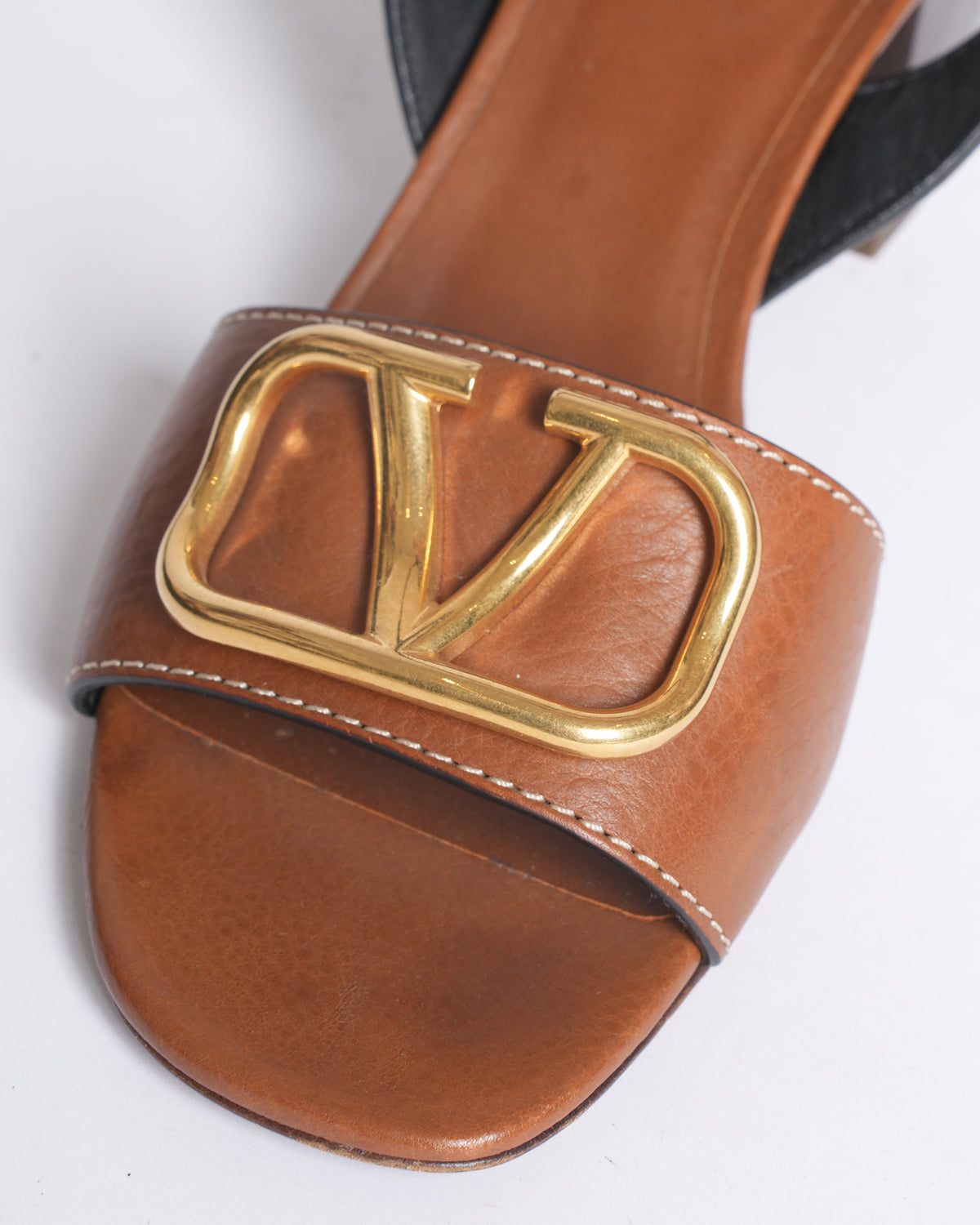 Valentino brown leather v logo block ankle wrap sandals