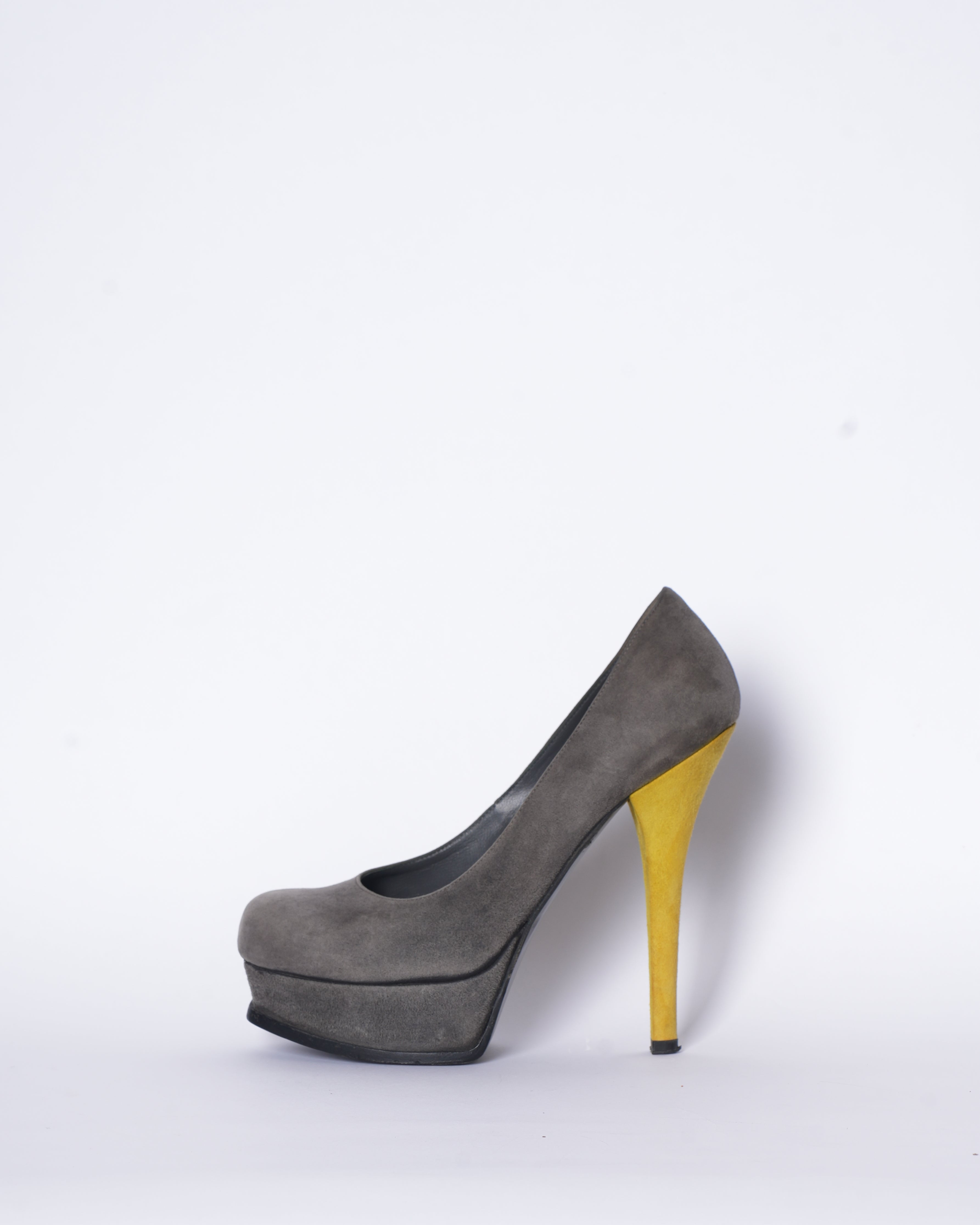 Fendi Suede Grey Platforms