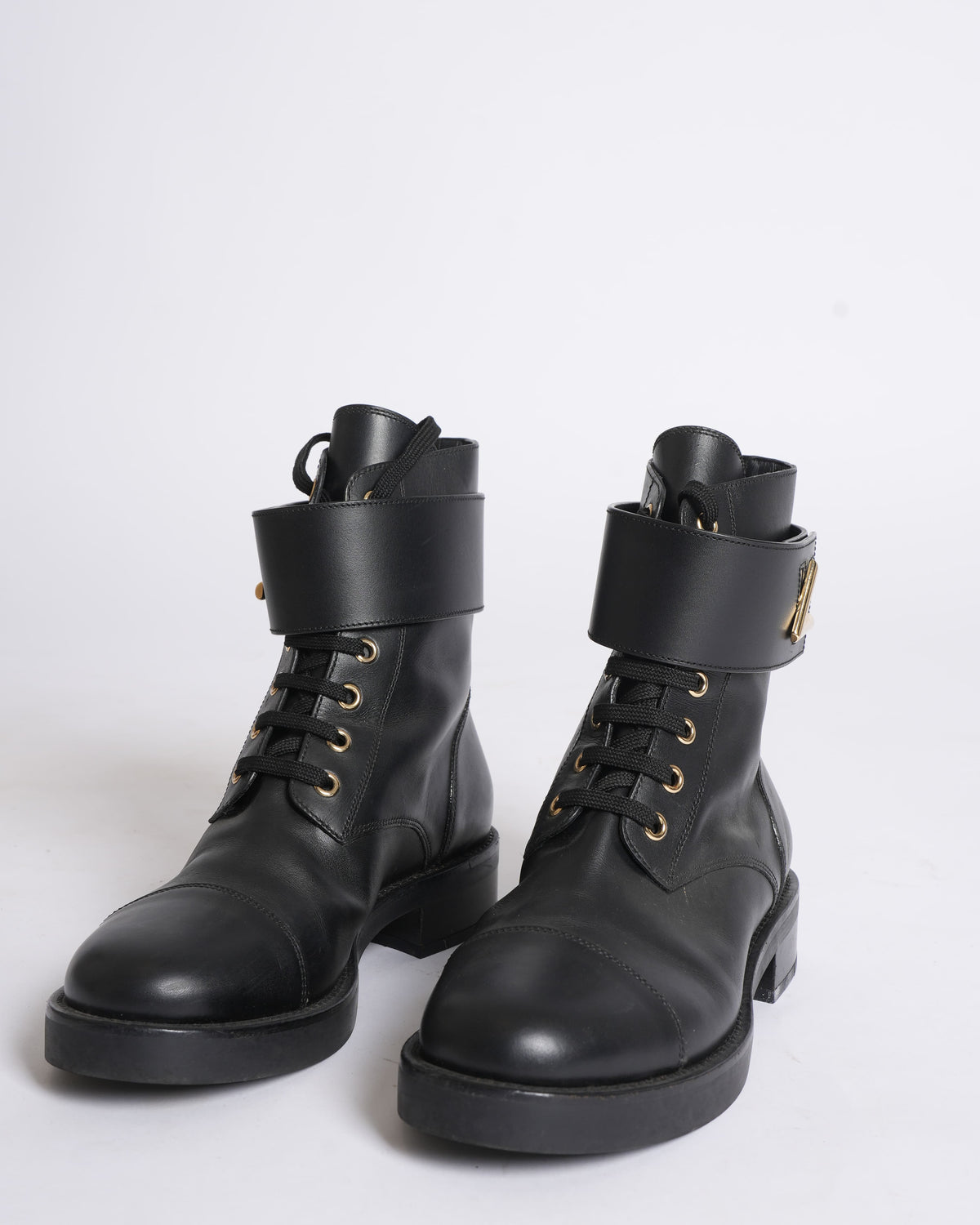 Louis Vuitton Flat Ranger Boots