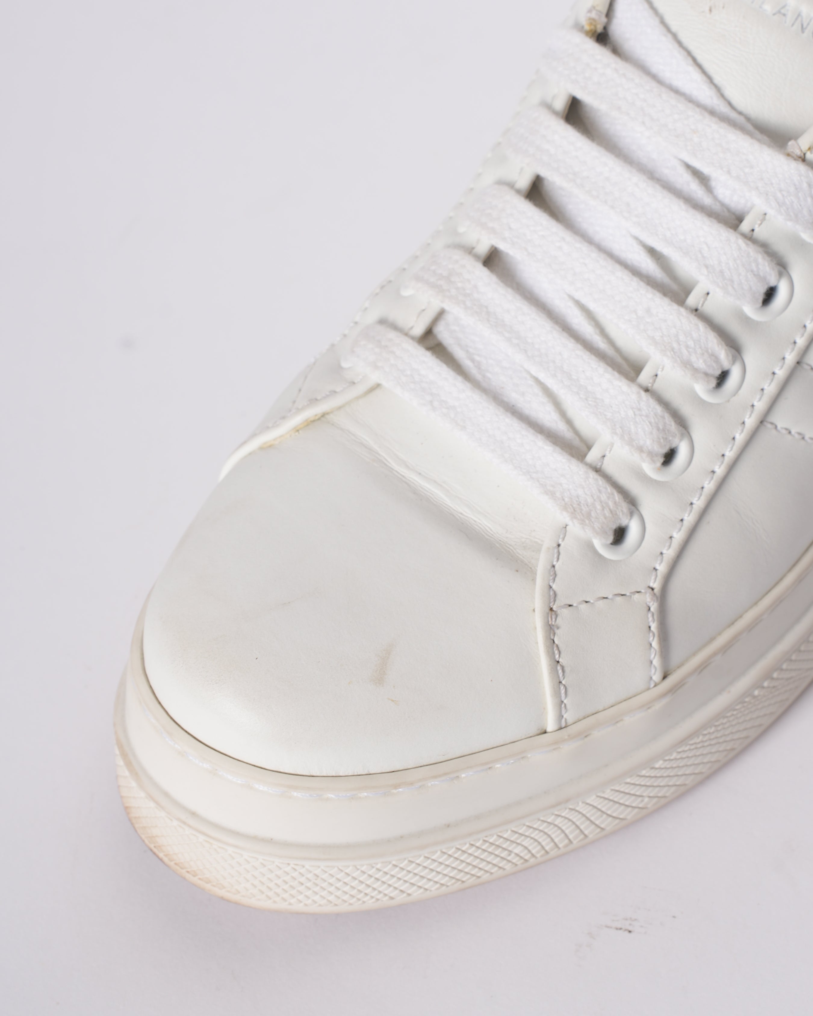 Prada Low Cut Trainers In White