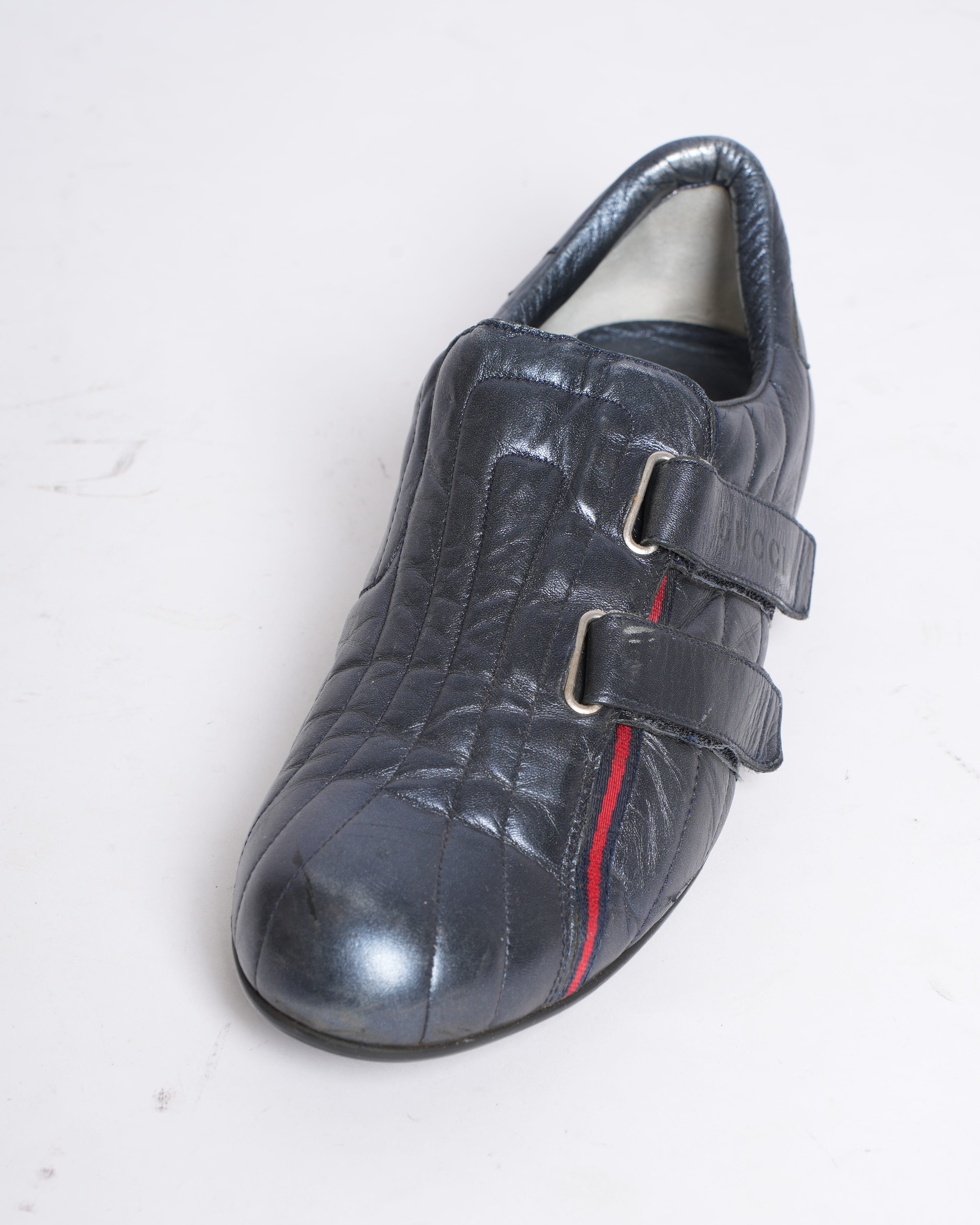 Gucci black leather hook and loop sneakers