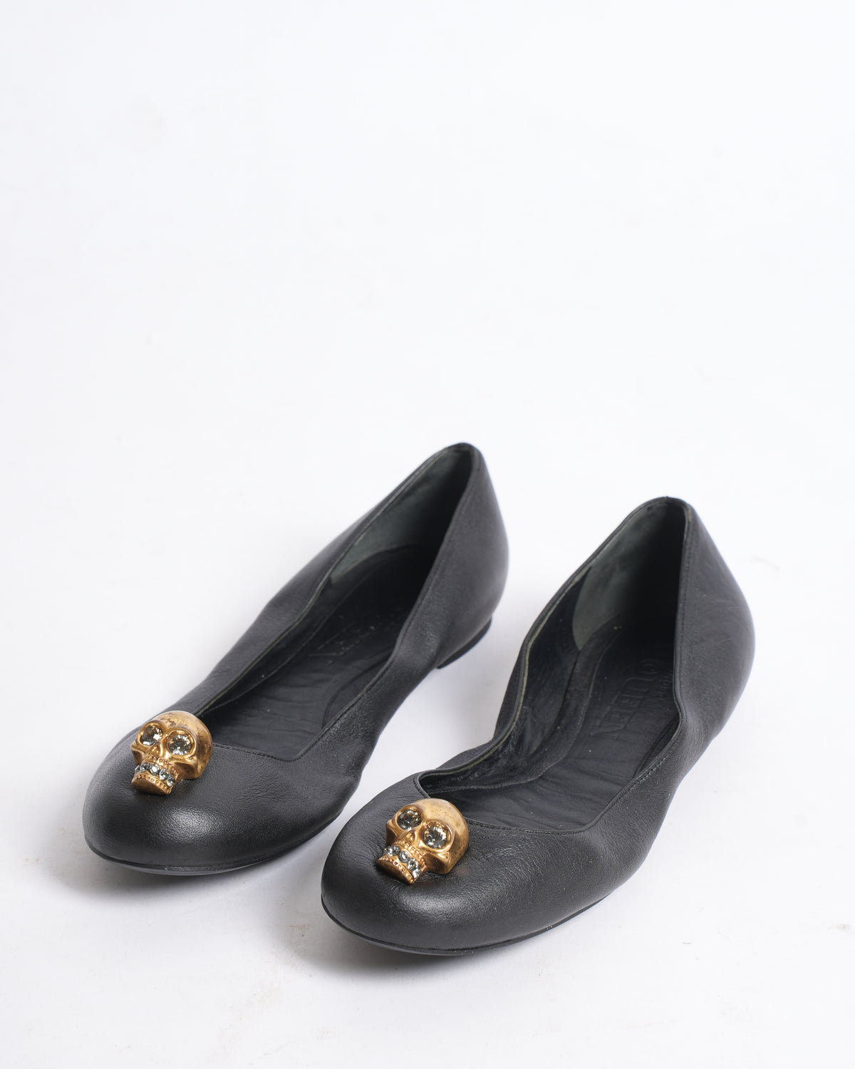 Alexander McQueen Flats in black