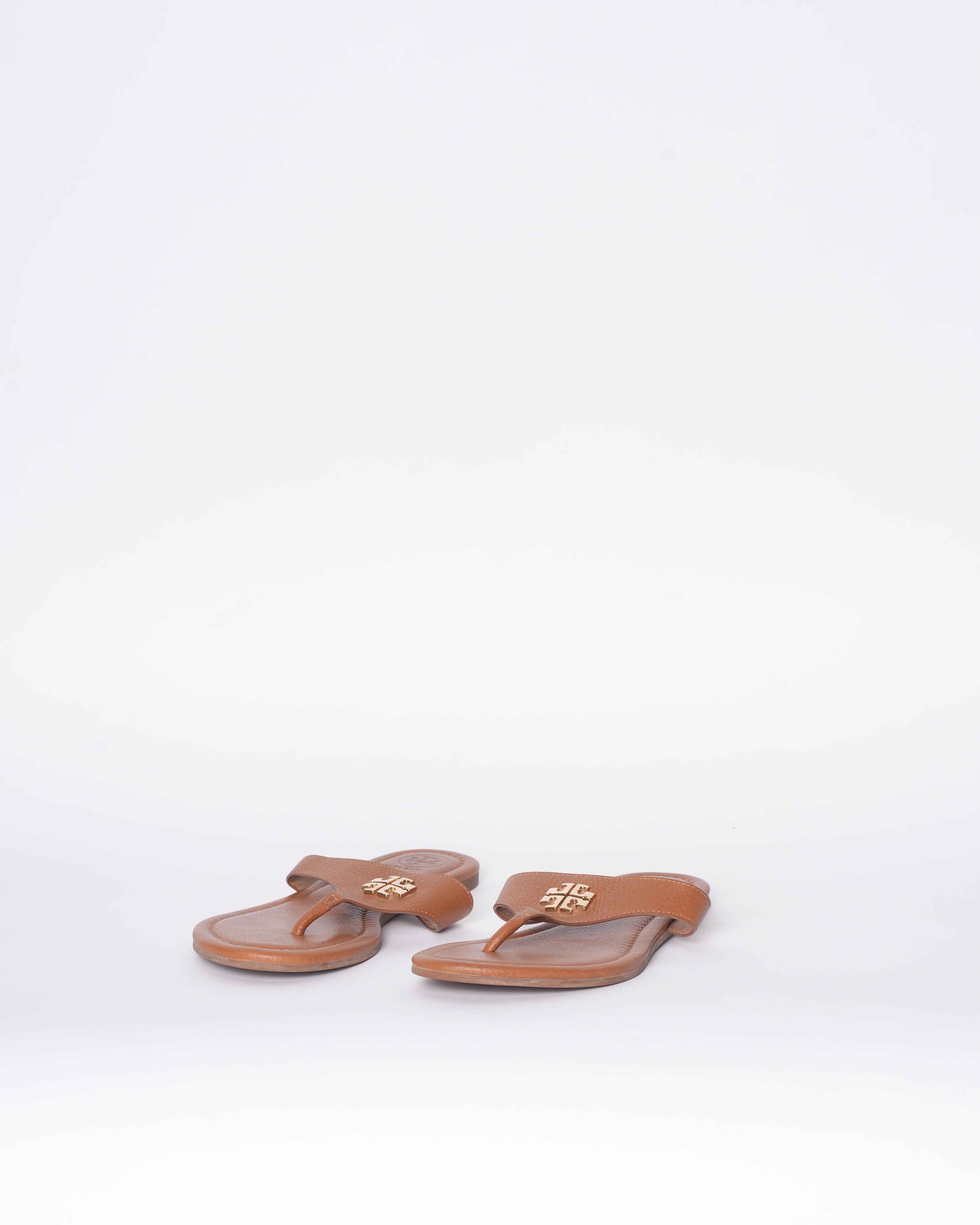 Tory Burch Flip Flops In Brown