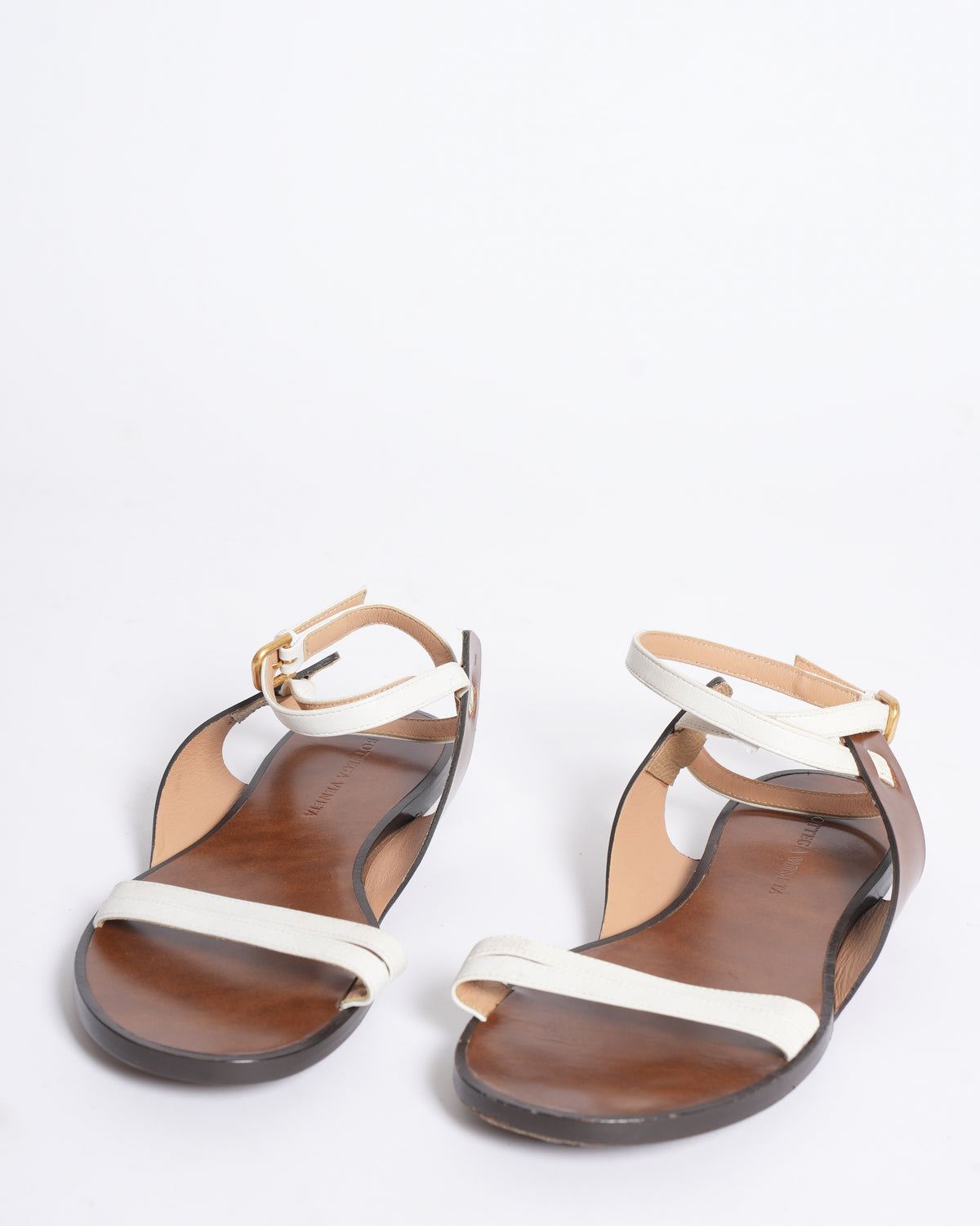 New Bottega Veneta brown flats with White Strap