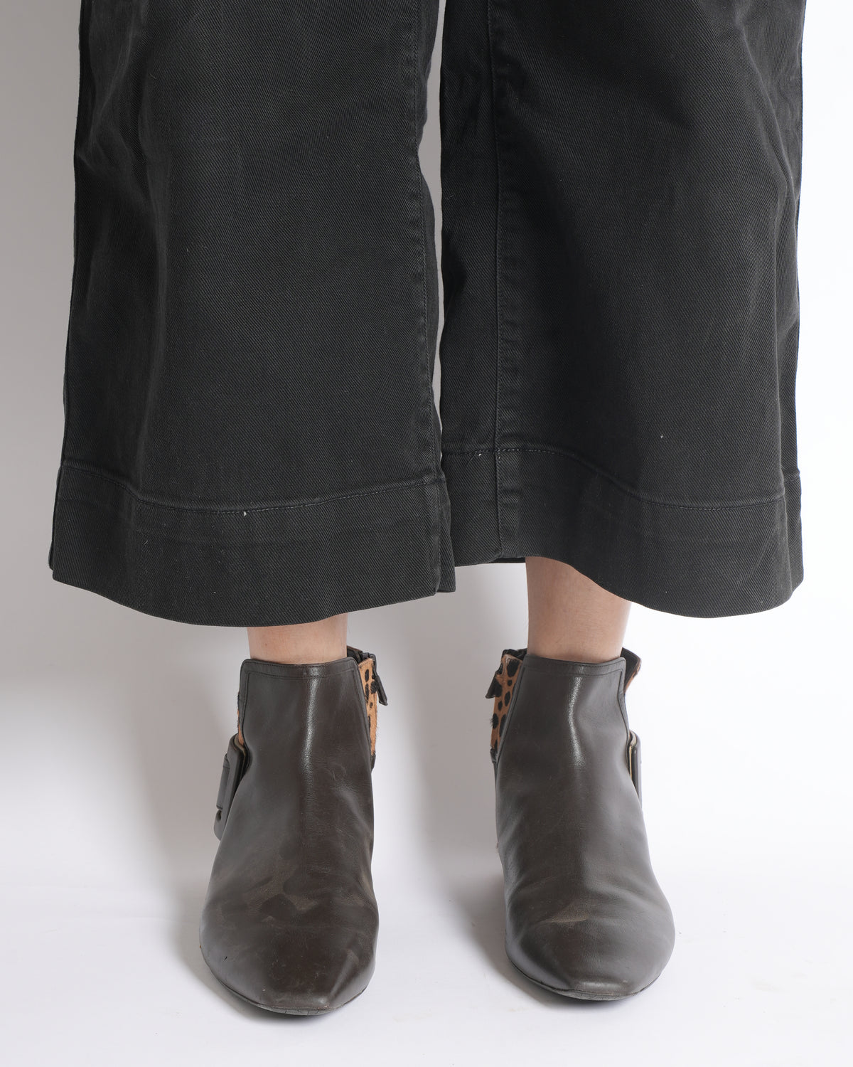 Roger Vivier Boots in Brown