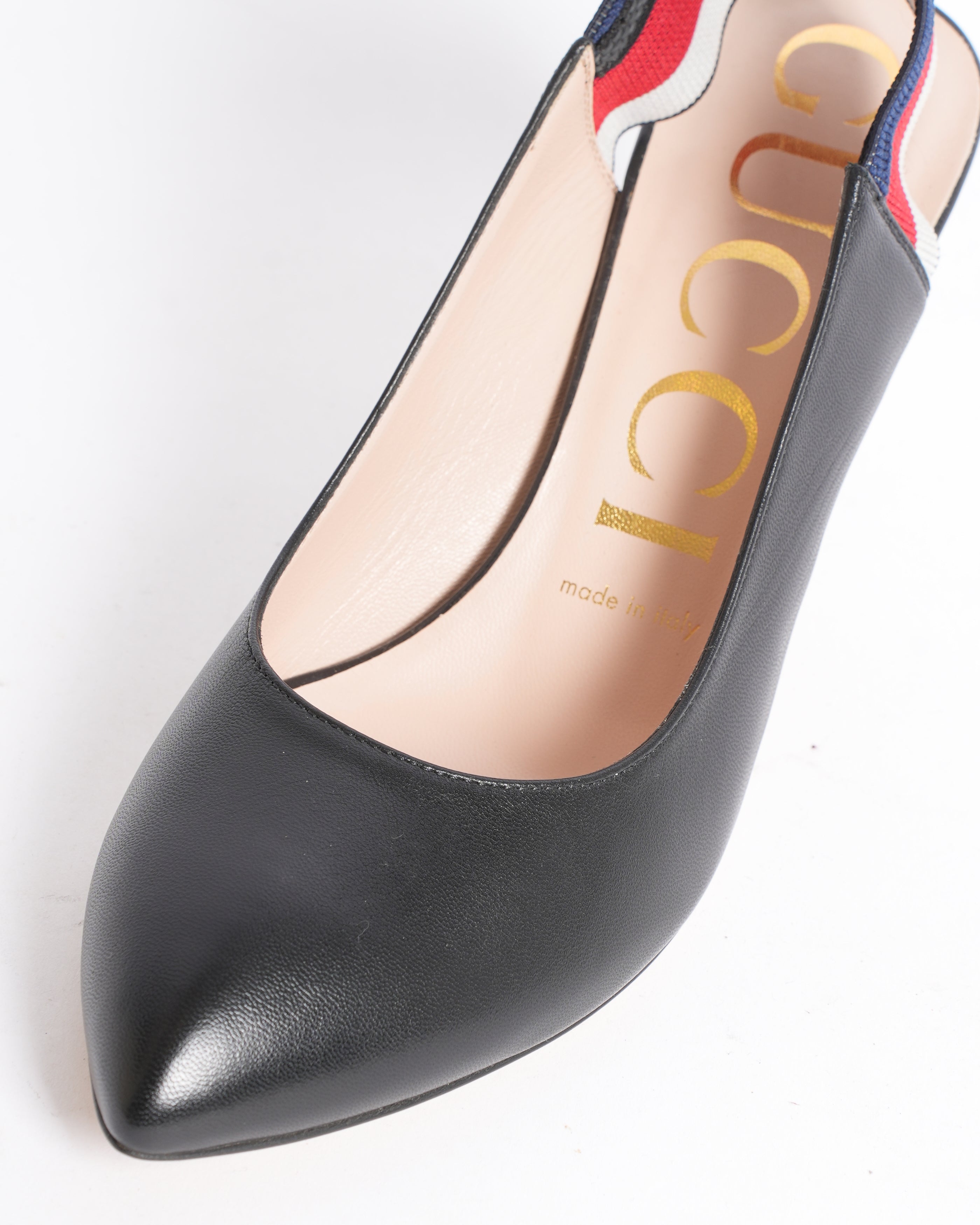Gucci Pointy Toe Heels In Black