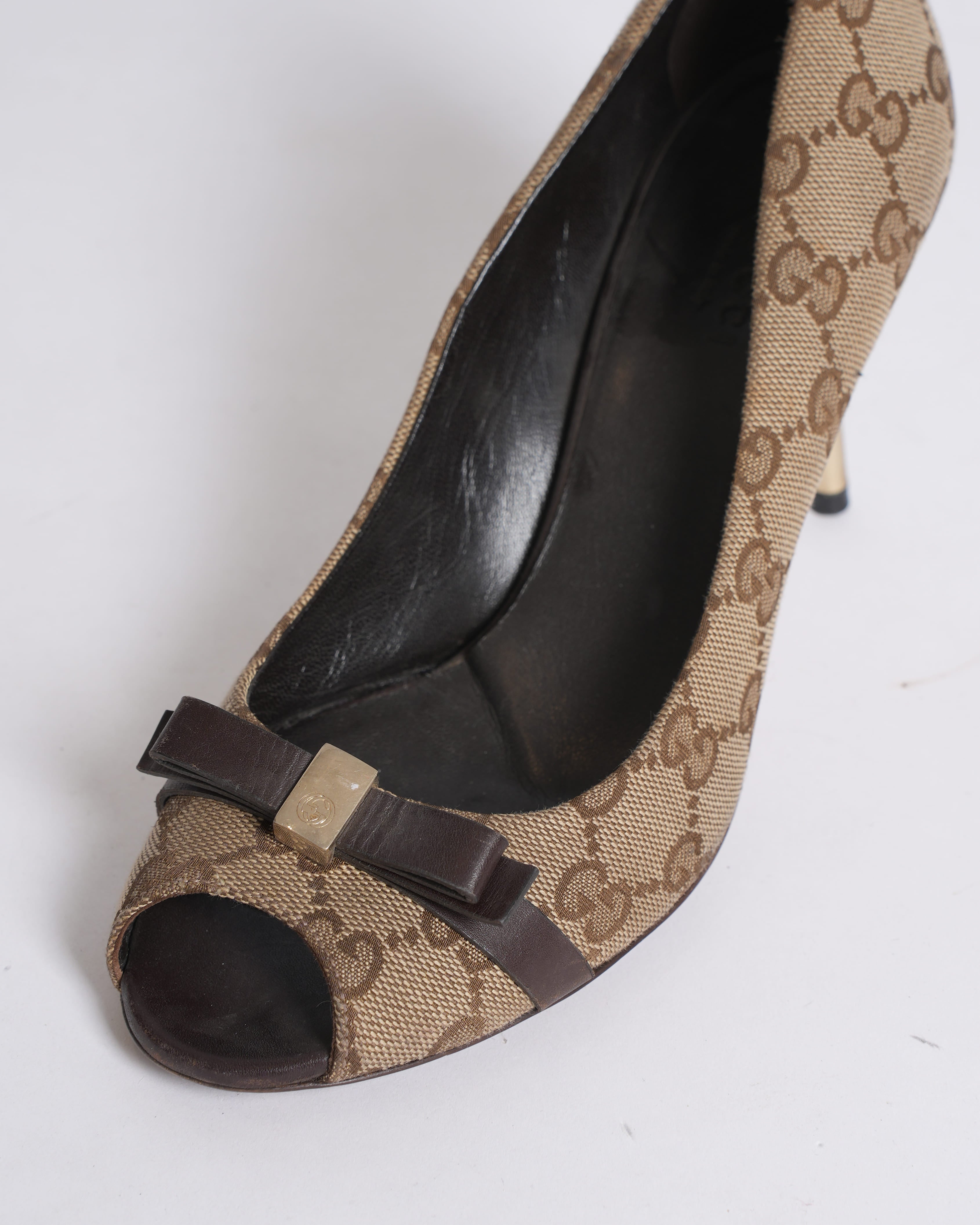 Gucci Brown Pumps
