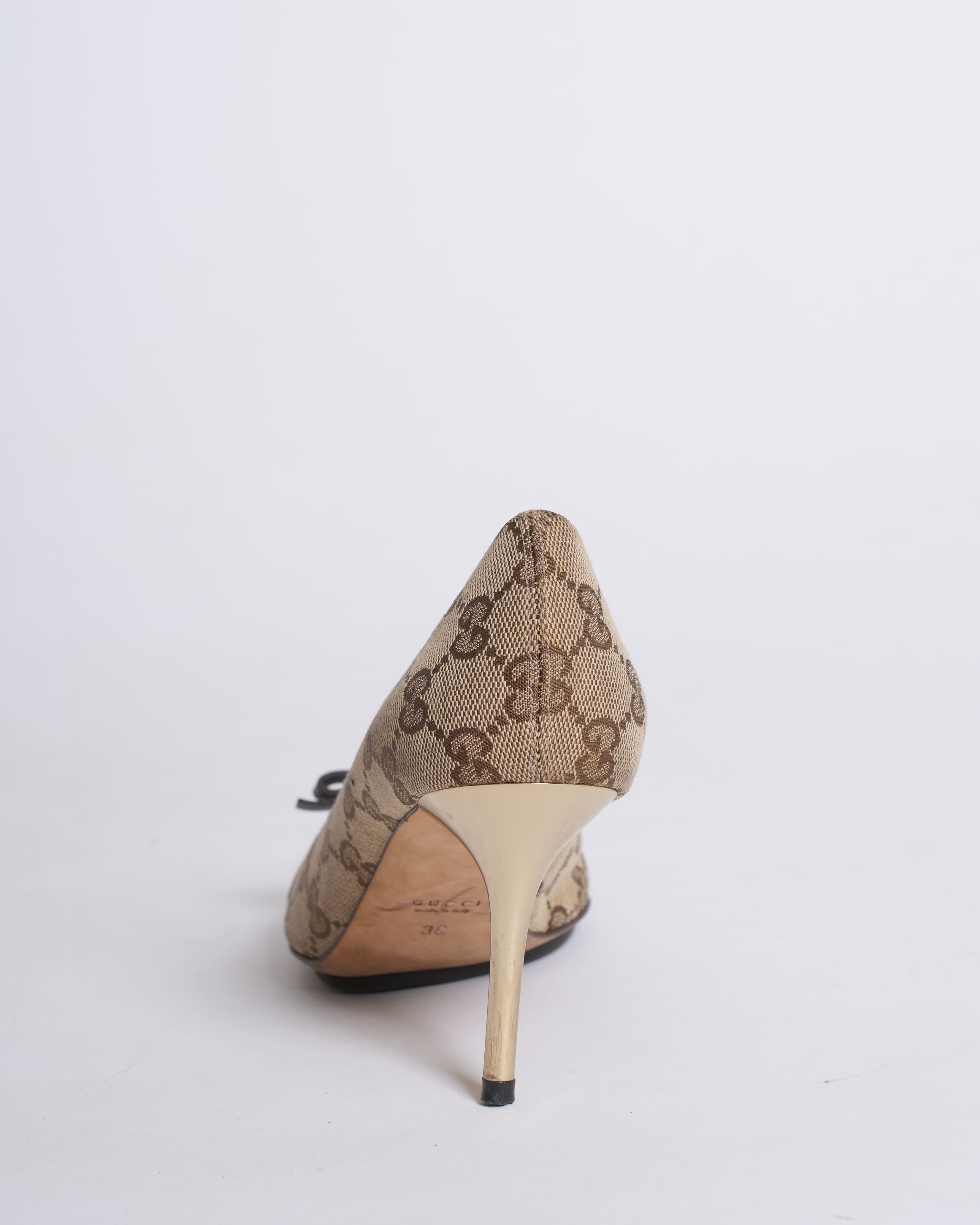Gucci Brown Pumps