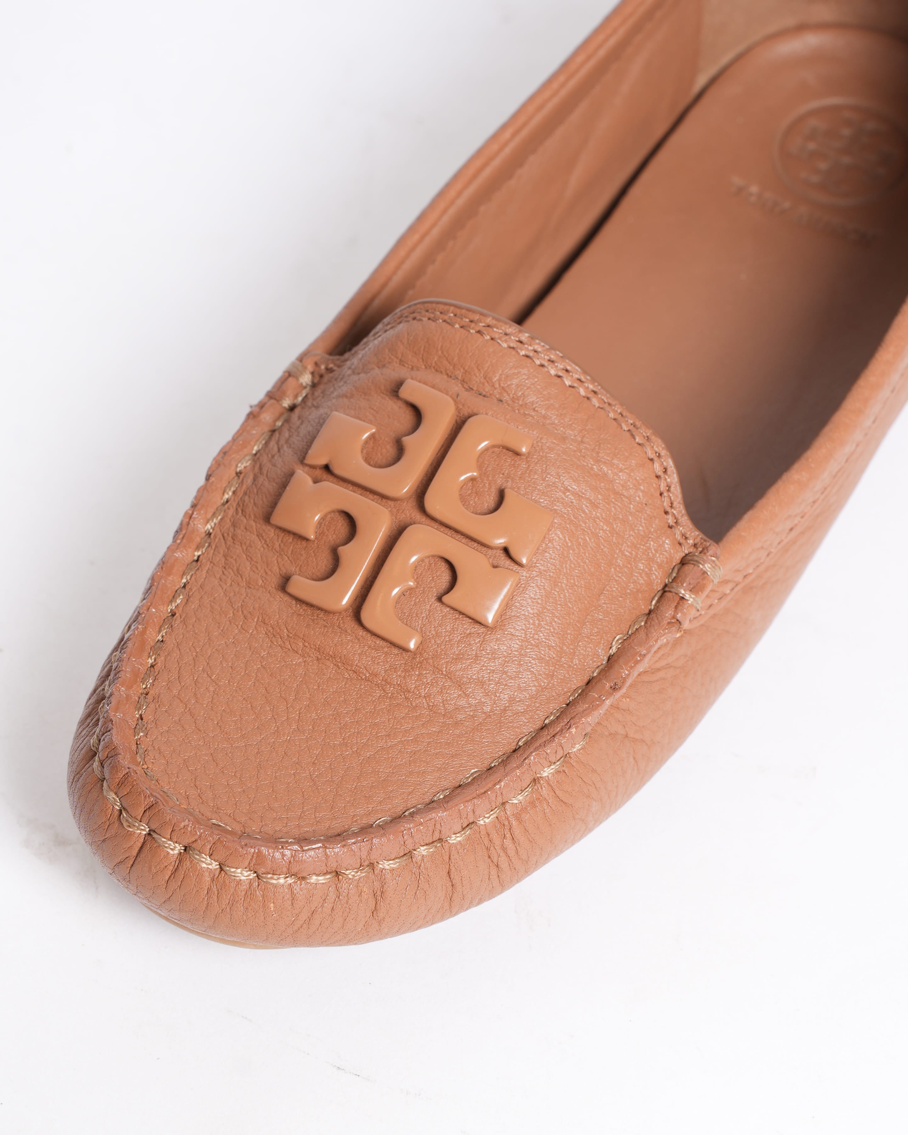 New Tory Burch Women’s Loafers in Tan