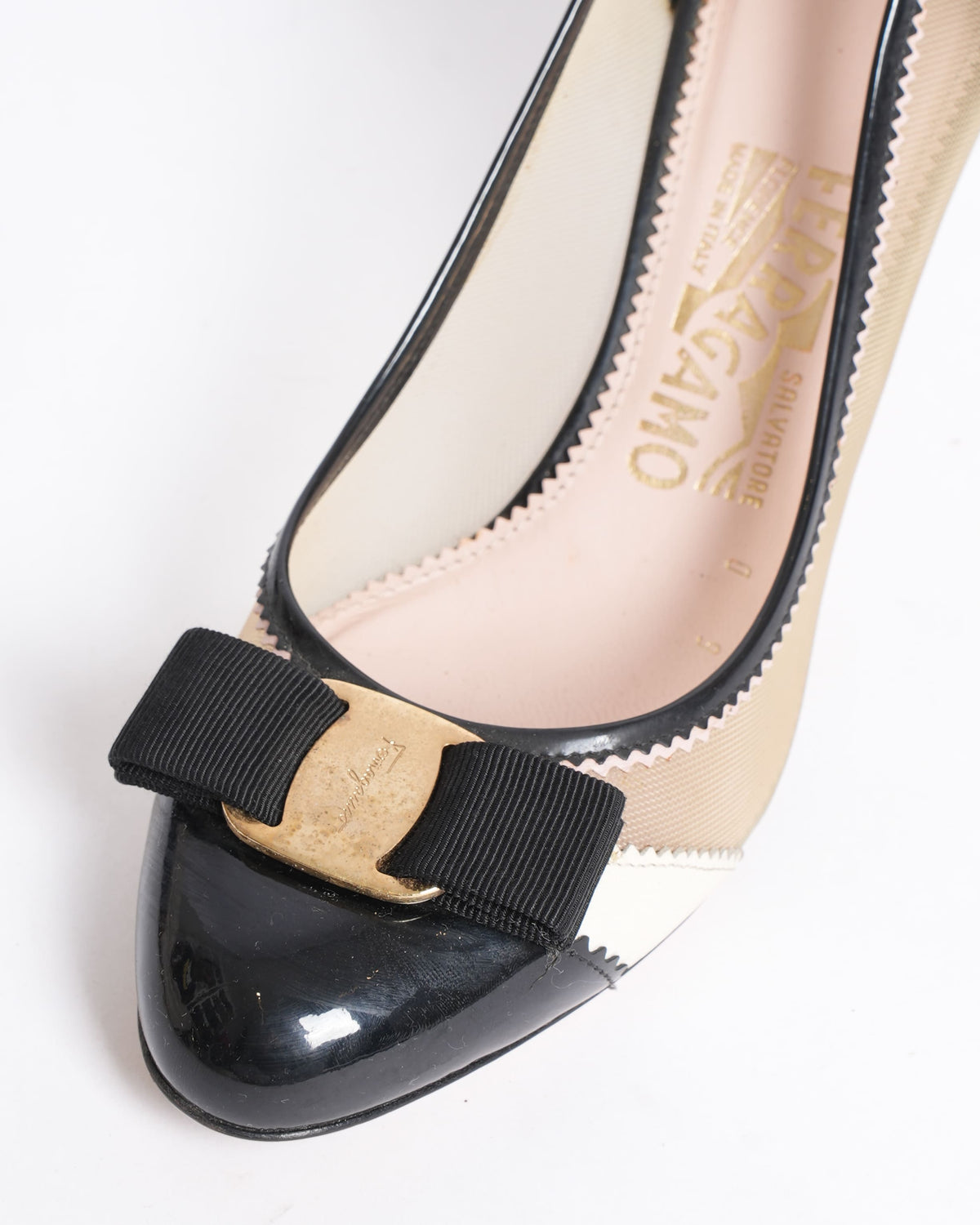 Salvatore Ferragamo Eloisa Vara Bow Patent Pumps