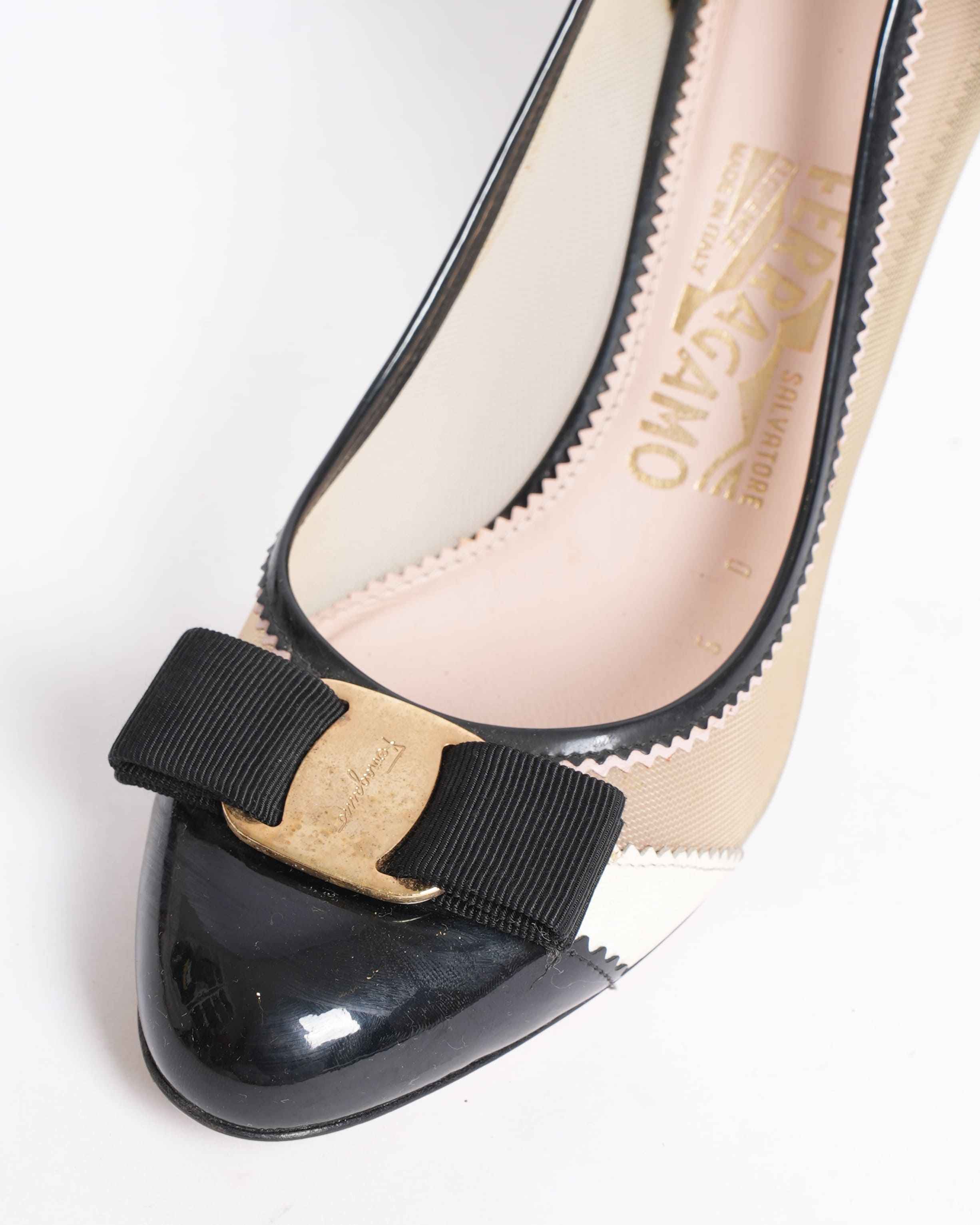 Salvatore Ferragamo Eloisa Vara Bow Patent Pumps