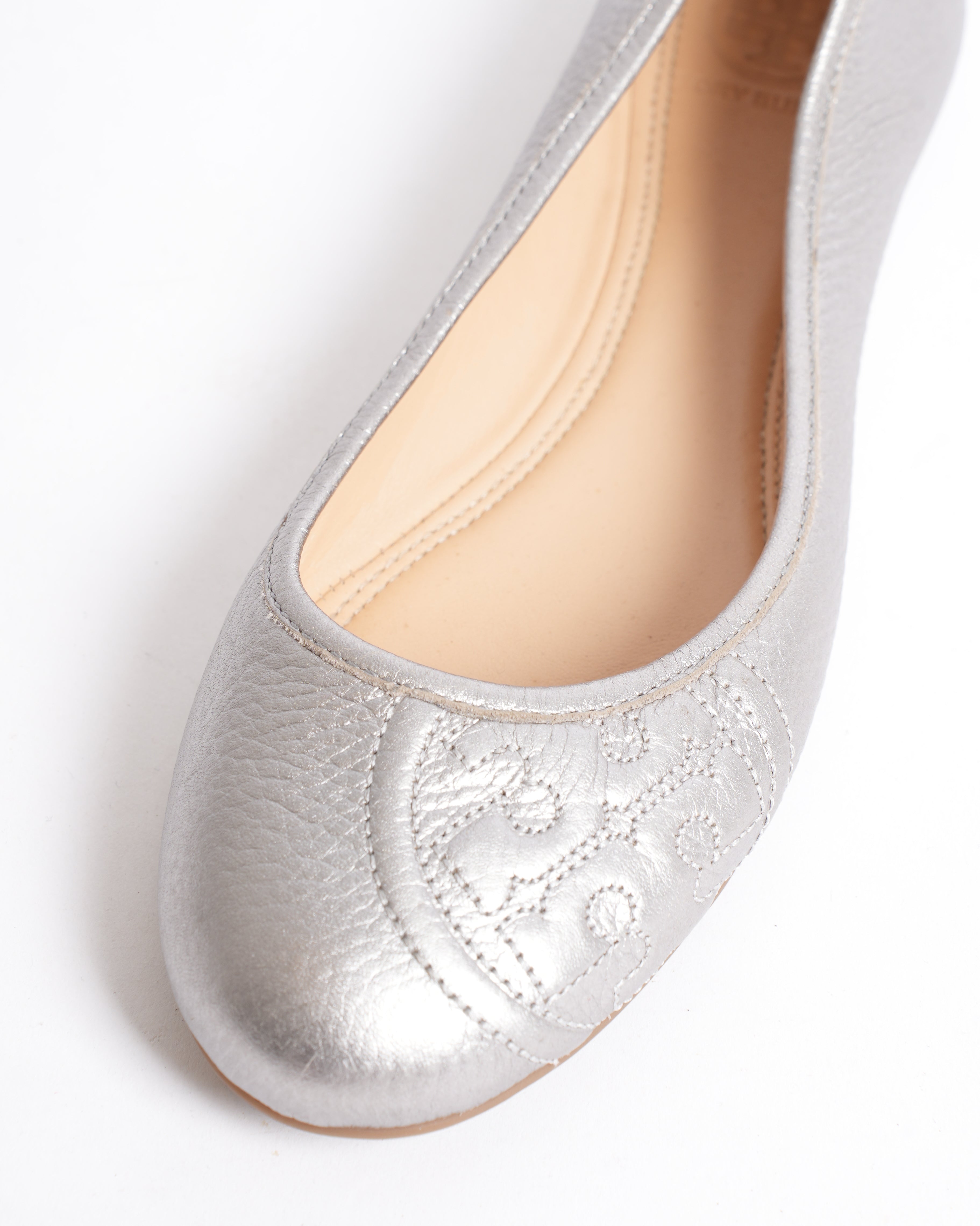 Tory Burch Ballet Flats In Silver Tone With Quilted Logo