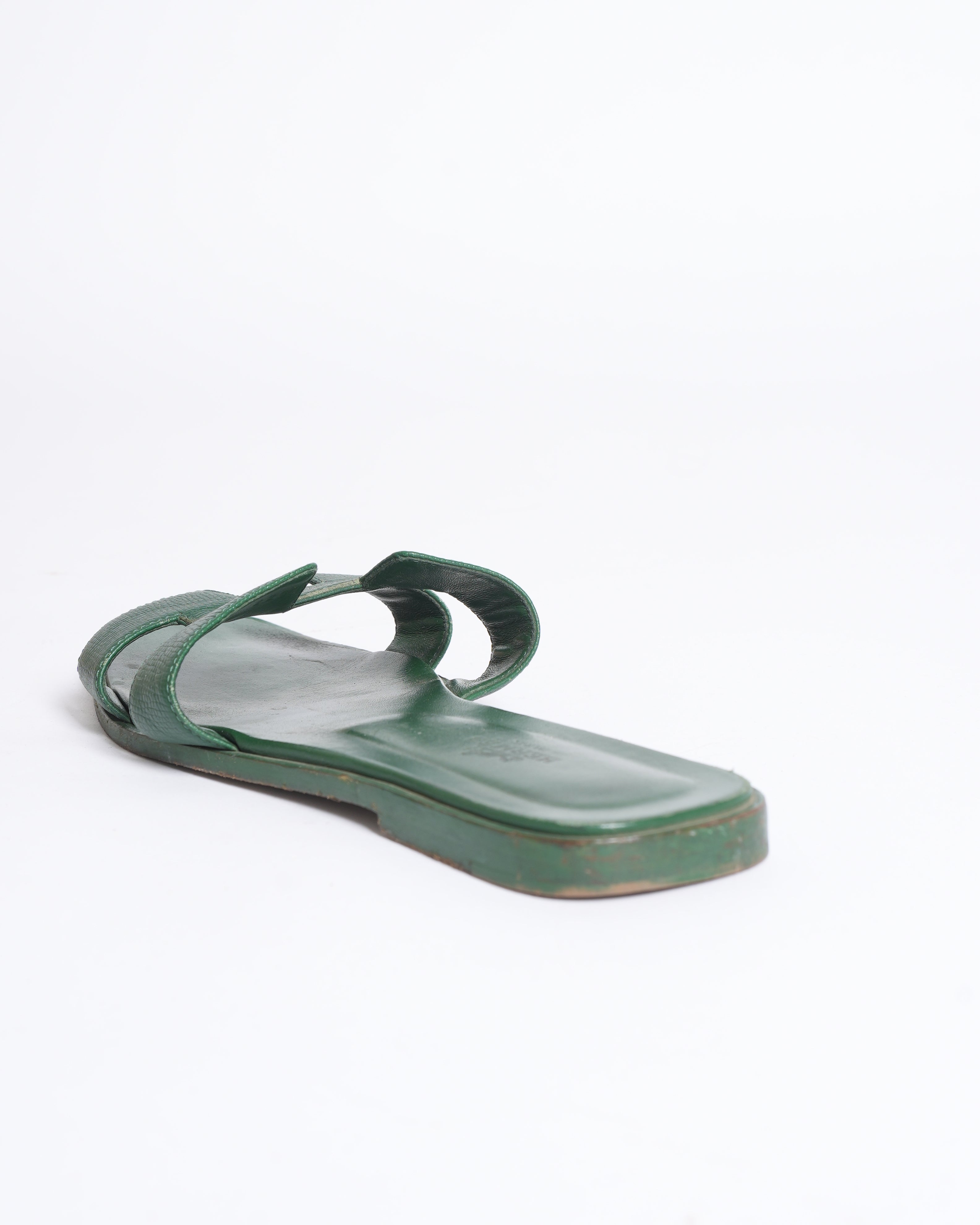 Hermes Oran Sandals In Green