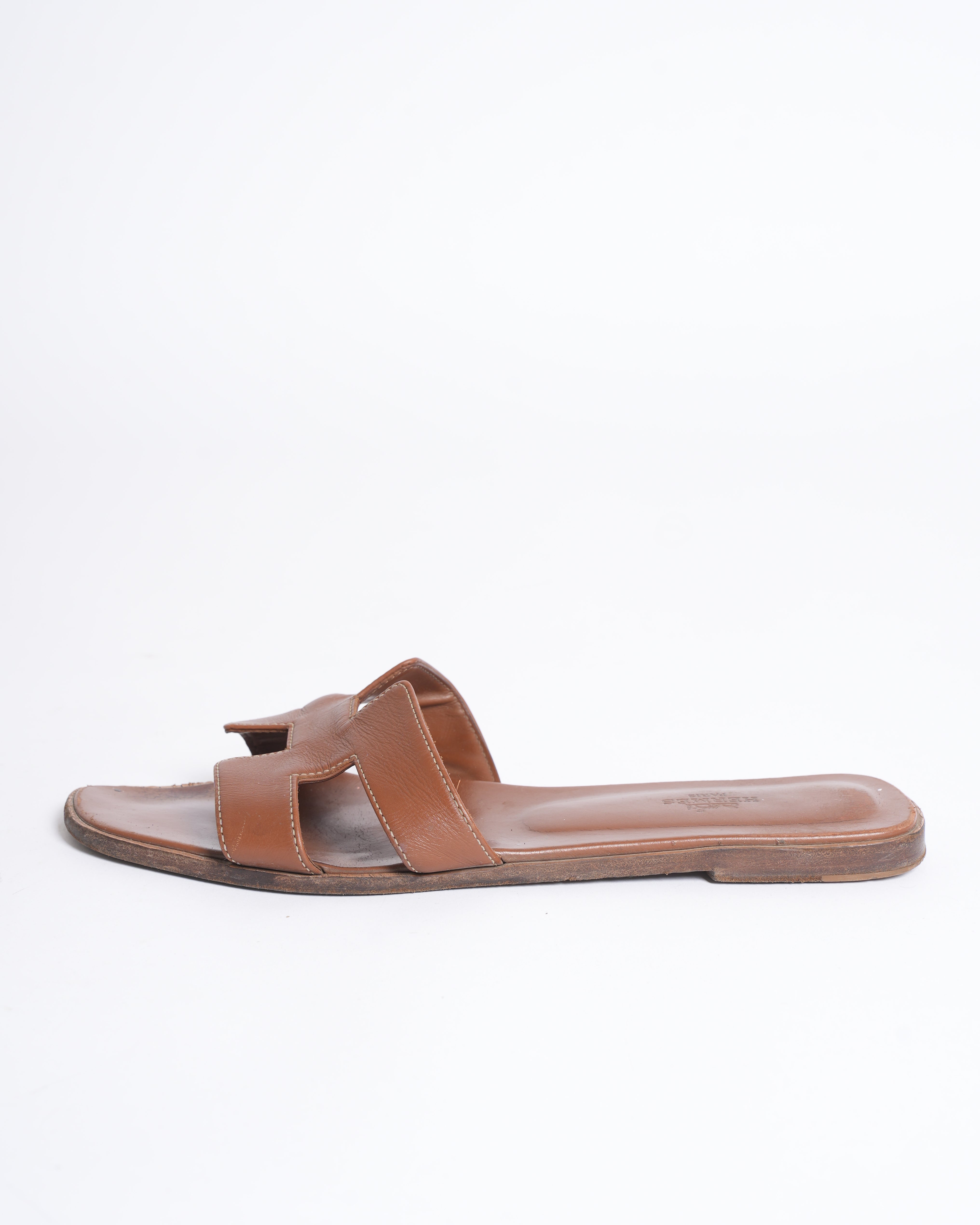 Hermes oran Sandals In Brown