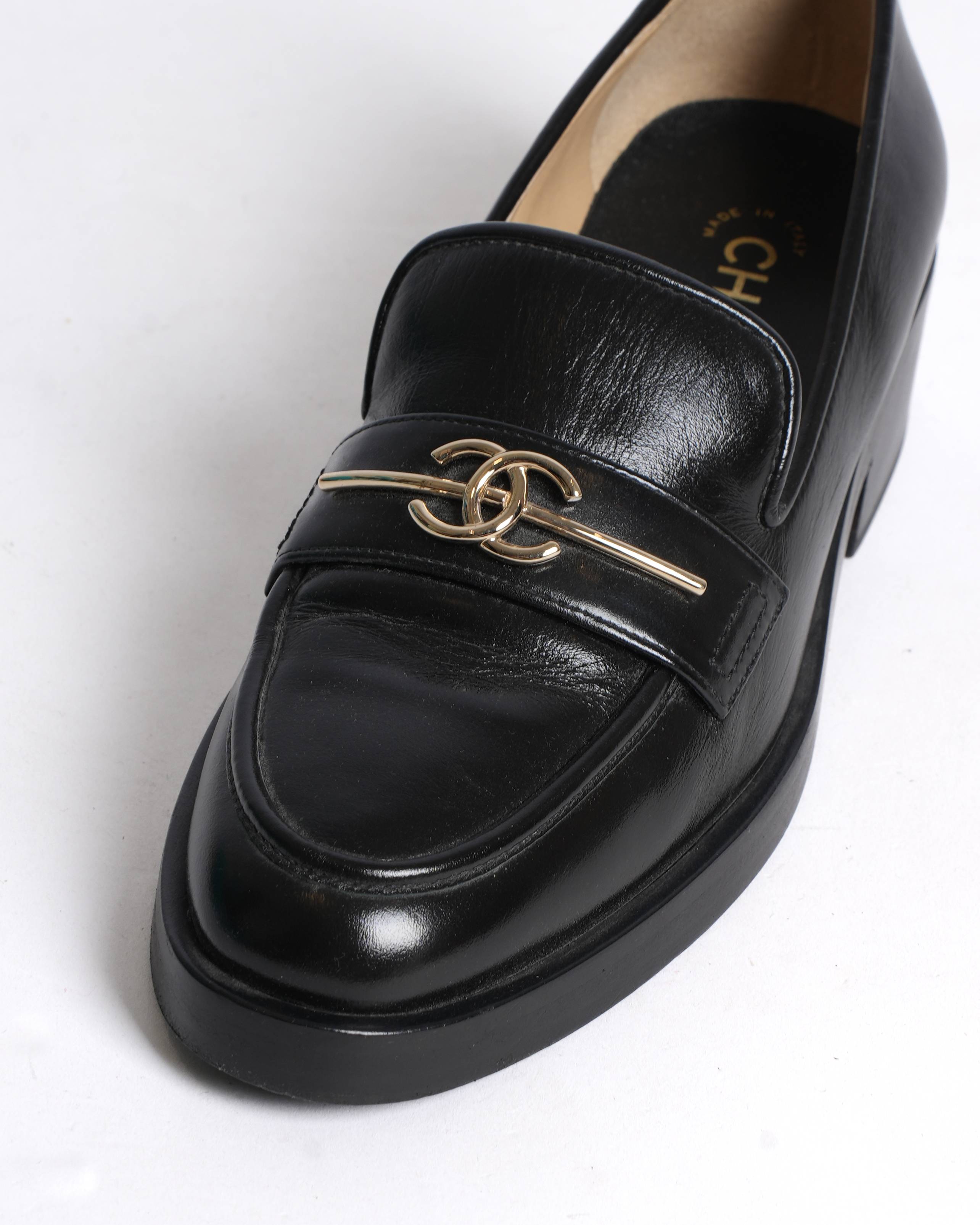 Chanel black leather loafers with cc interlocking logo