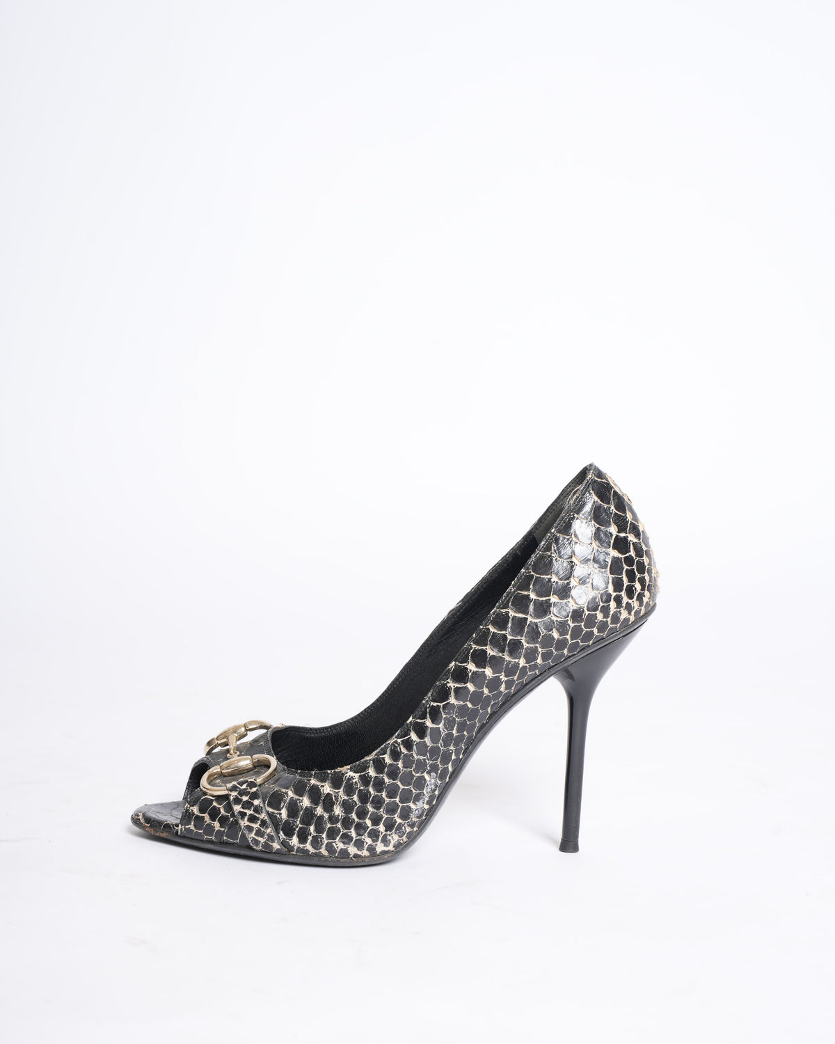 Gucci snakeskin black heels