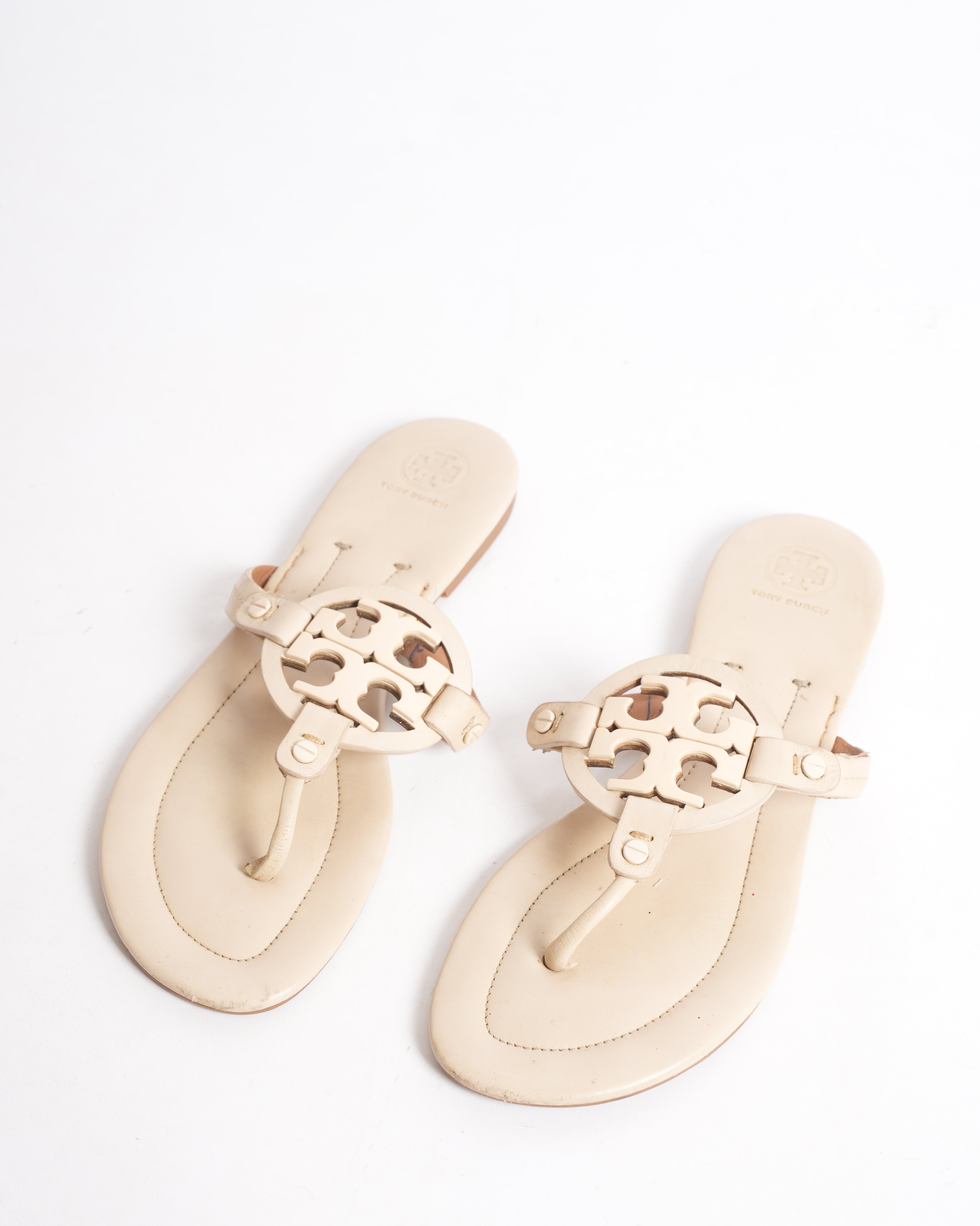 Tory Burch Logo Flats In The Shade Of Cream