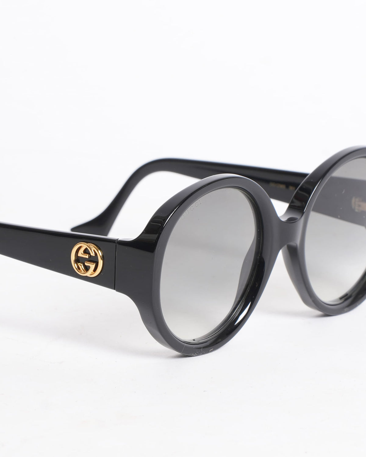 Gucci Women's Round Sunglasses In Black