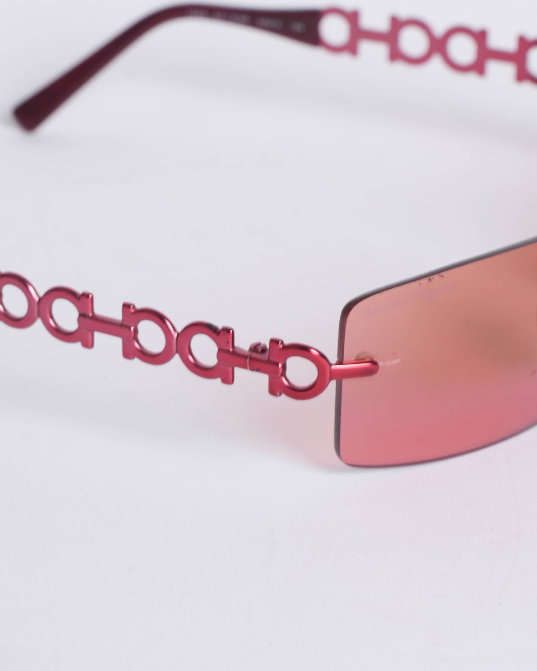Salvatore Ferragamo Vintage Rectangular Sunglasses In Red