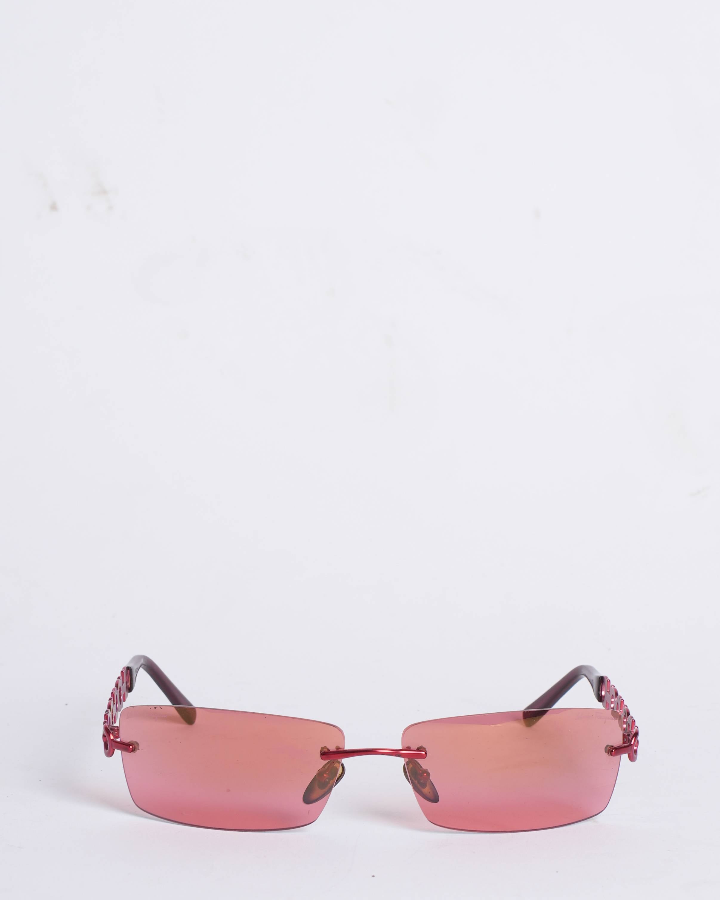 Salvatore Ferragamo Vintage Rectangular Sunglasses In Red