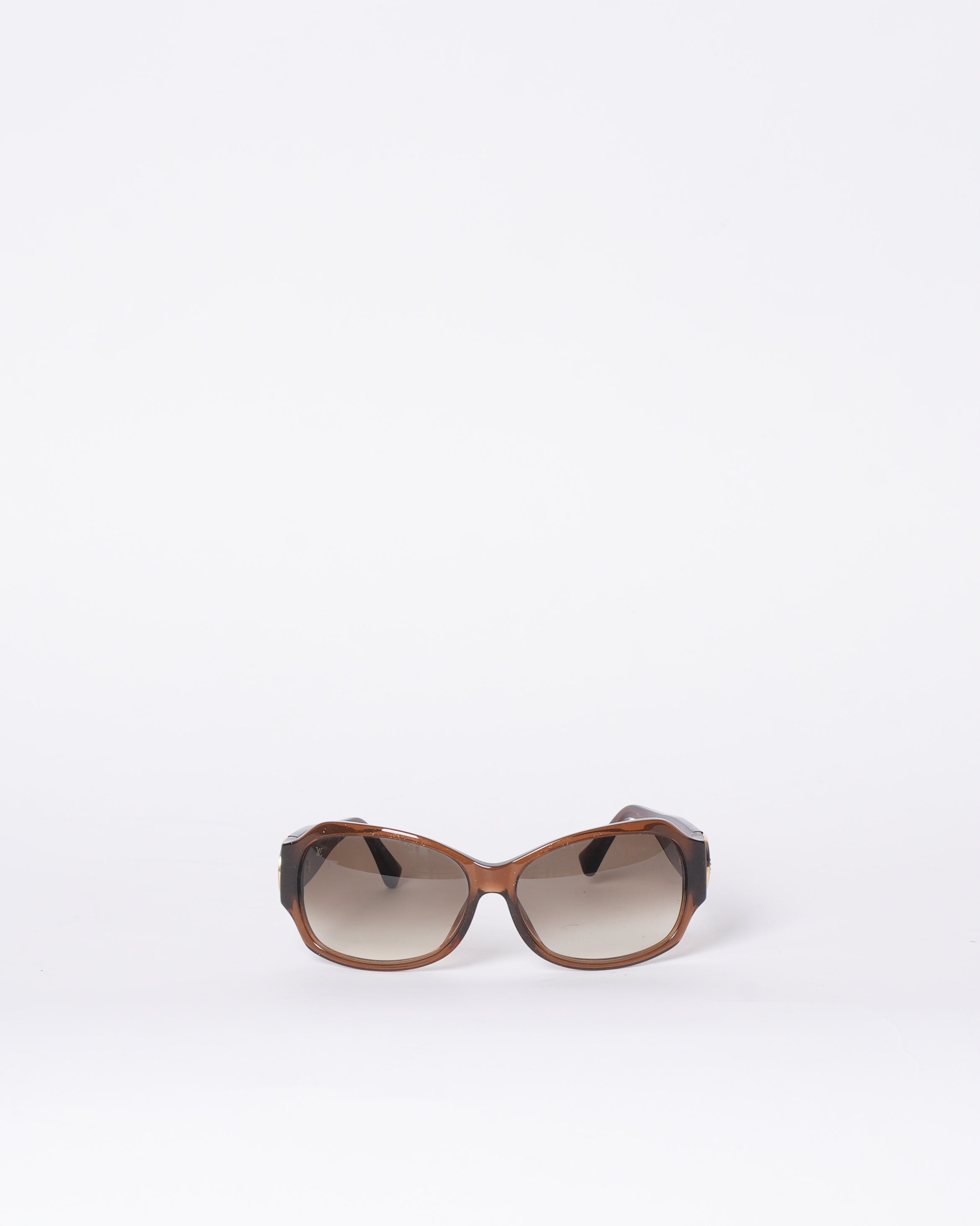 Louis Vuitton shops sunglasses