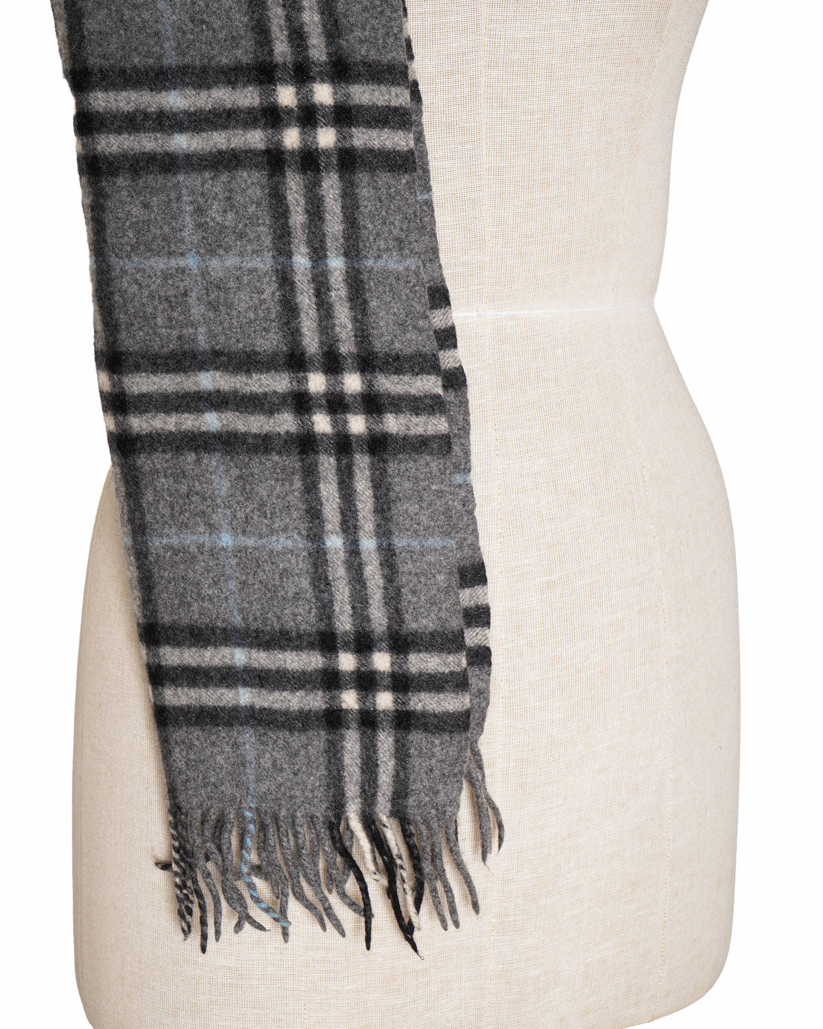 Burberry Cashmere Scarf in grey