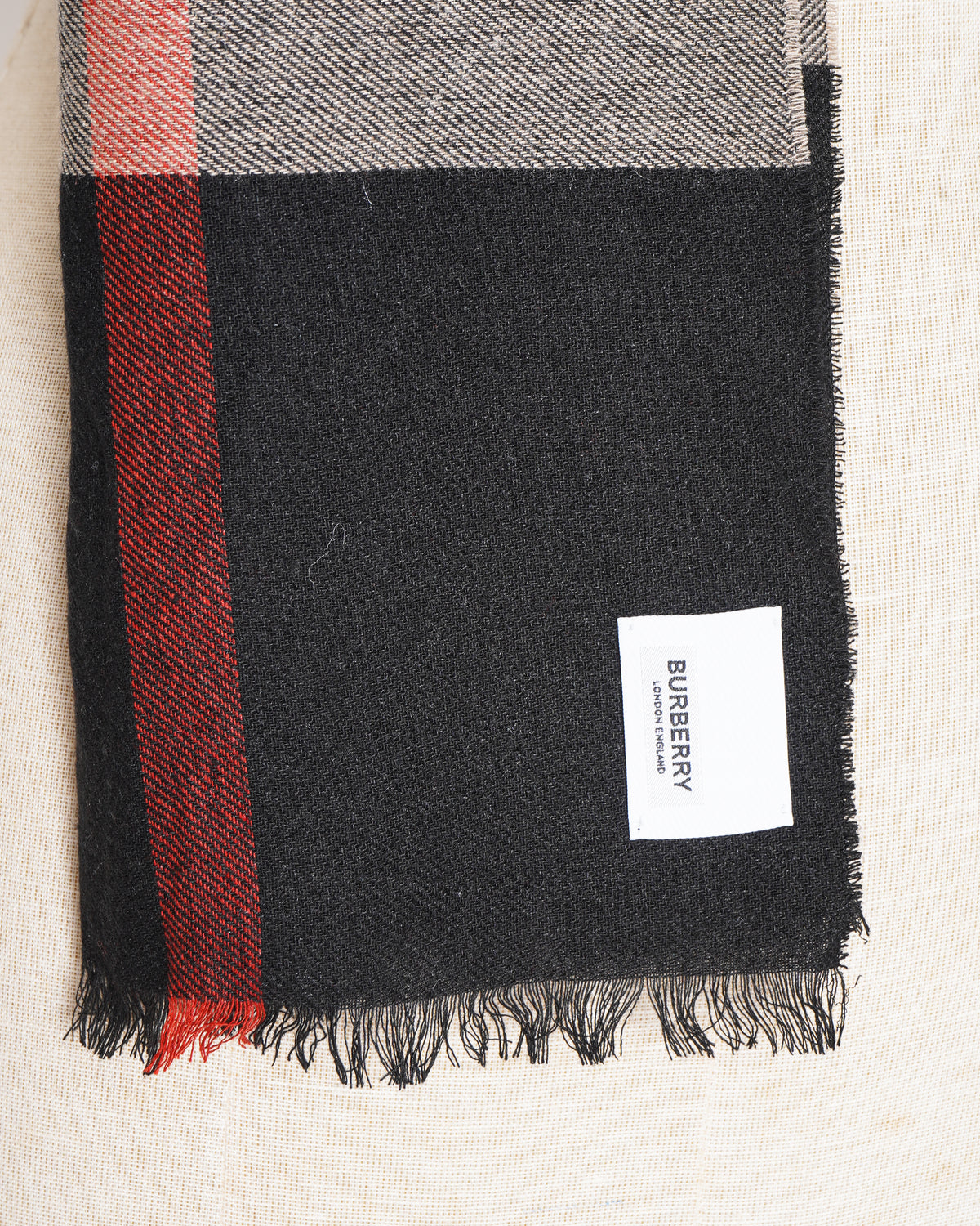 New Burberry Woolen checkered scarf