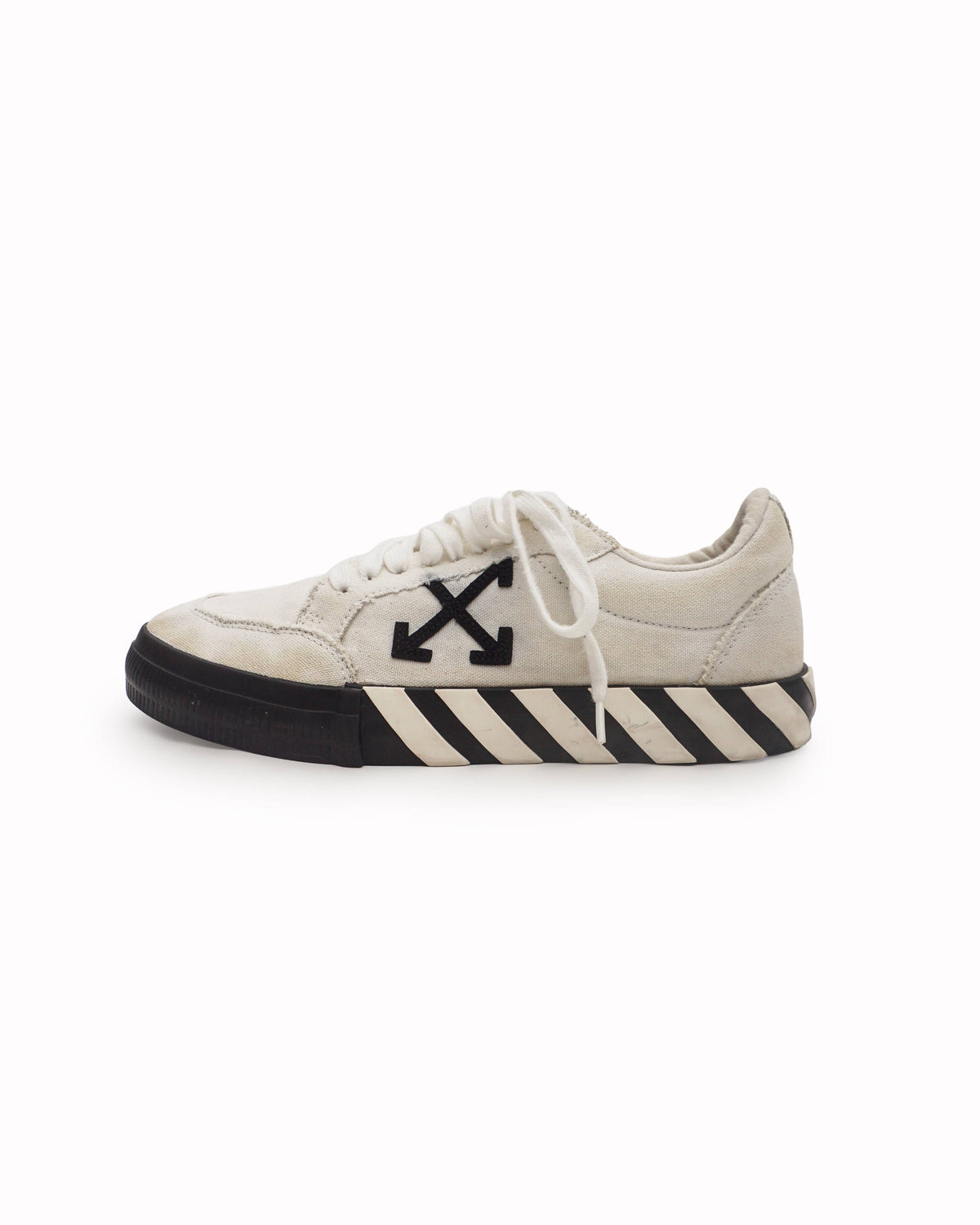 Off-White Low Vulcanized Canvas Sneakers
