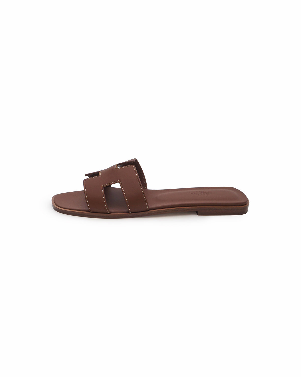 Hermès Oran Calfskin Leather Flat Sandals