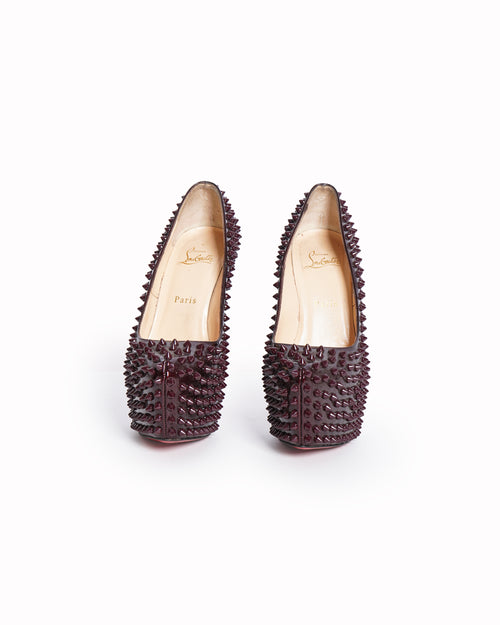 Christian Louboutin Daffodile Spike Pumps In Maroon