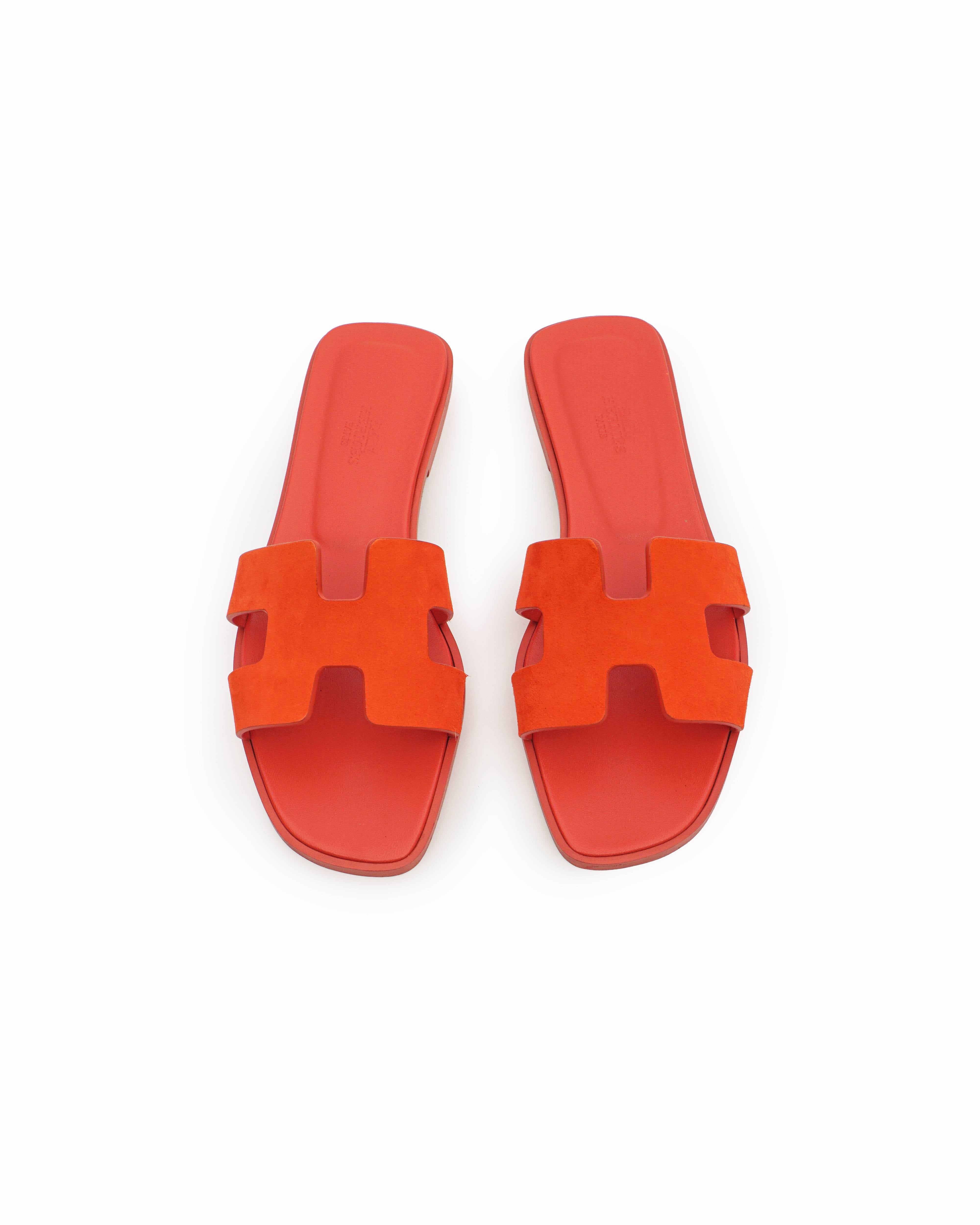 Hermès Rouge Grenadine Suede Oran Sandals