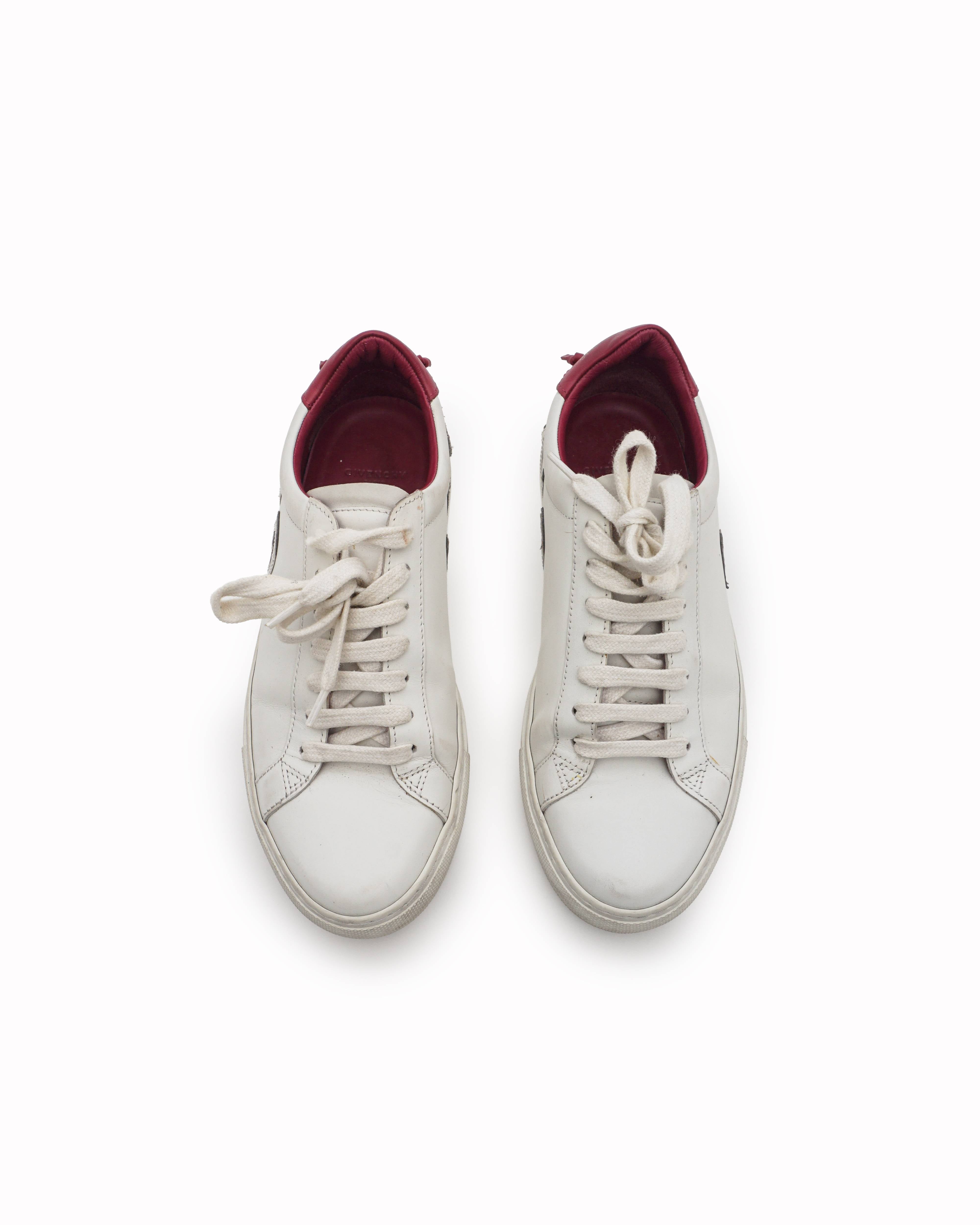 Givenchy White Leather Urban Street Logo Applique Low-Top Sneakers