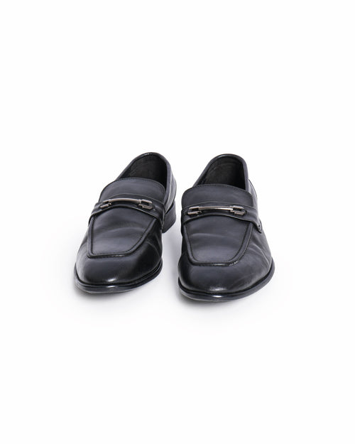 Tod's leather black loafers