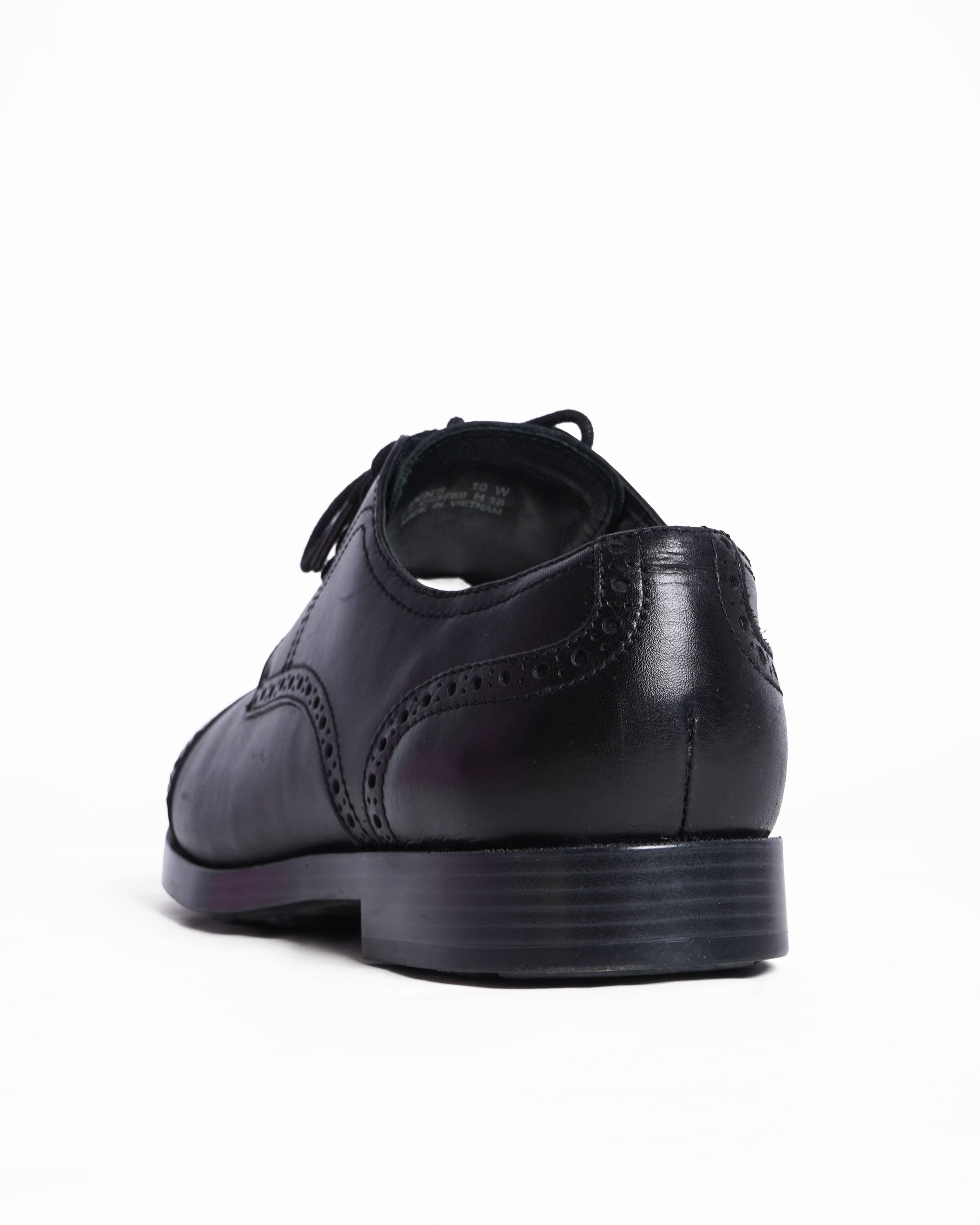 Cole hann black leather lace up shoes