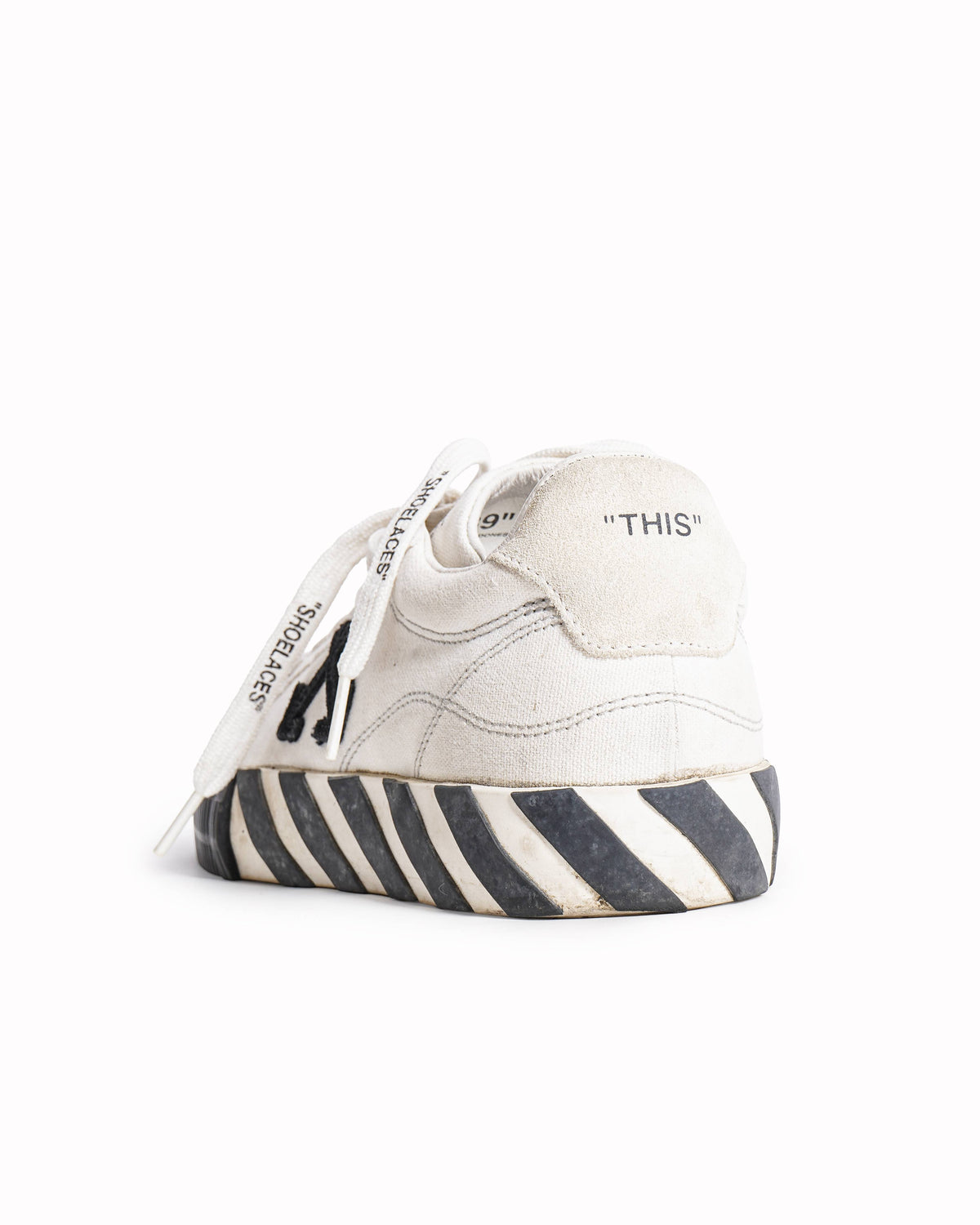 Off-White Low Vulcanized Canvas Sneakers