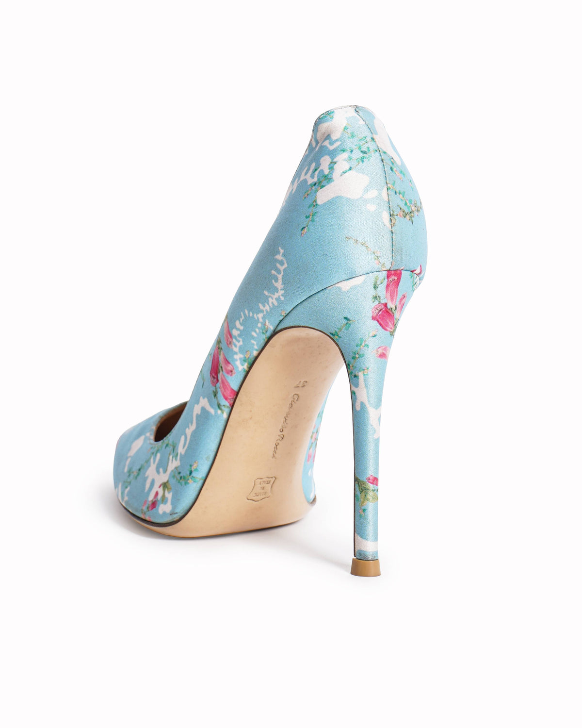 Gianvito Rossi Pastel Blue Floral Print Fabric Lisa Ponker Pumps