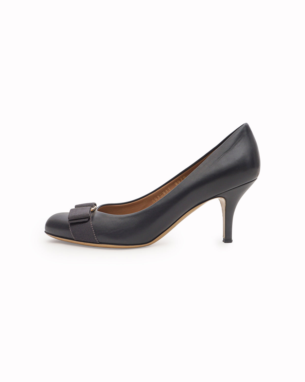 Salvatore Ferragamo Grey Leather Vara Bow Pumps