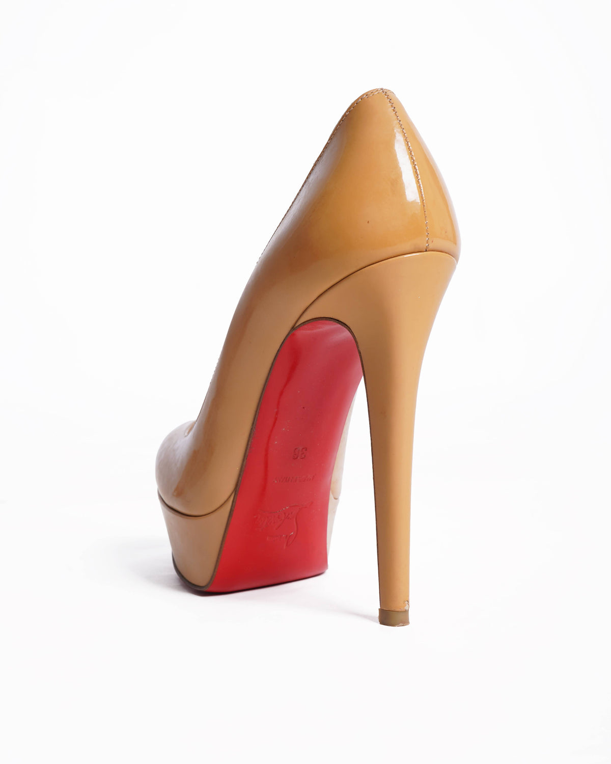 Christian louboutin bianca Beige patent pumps