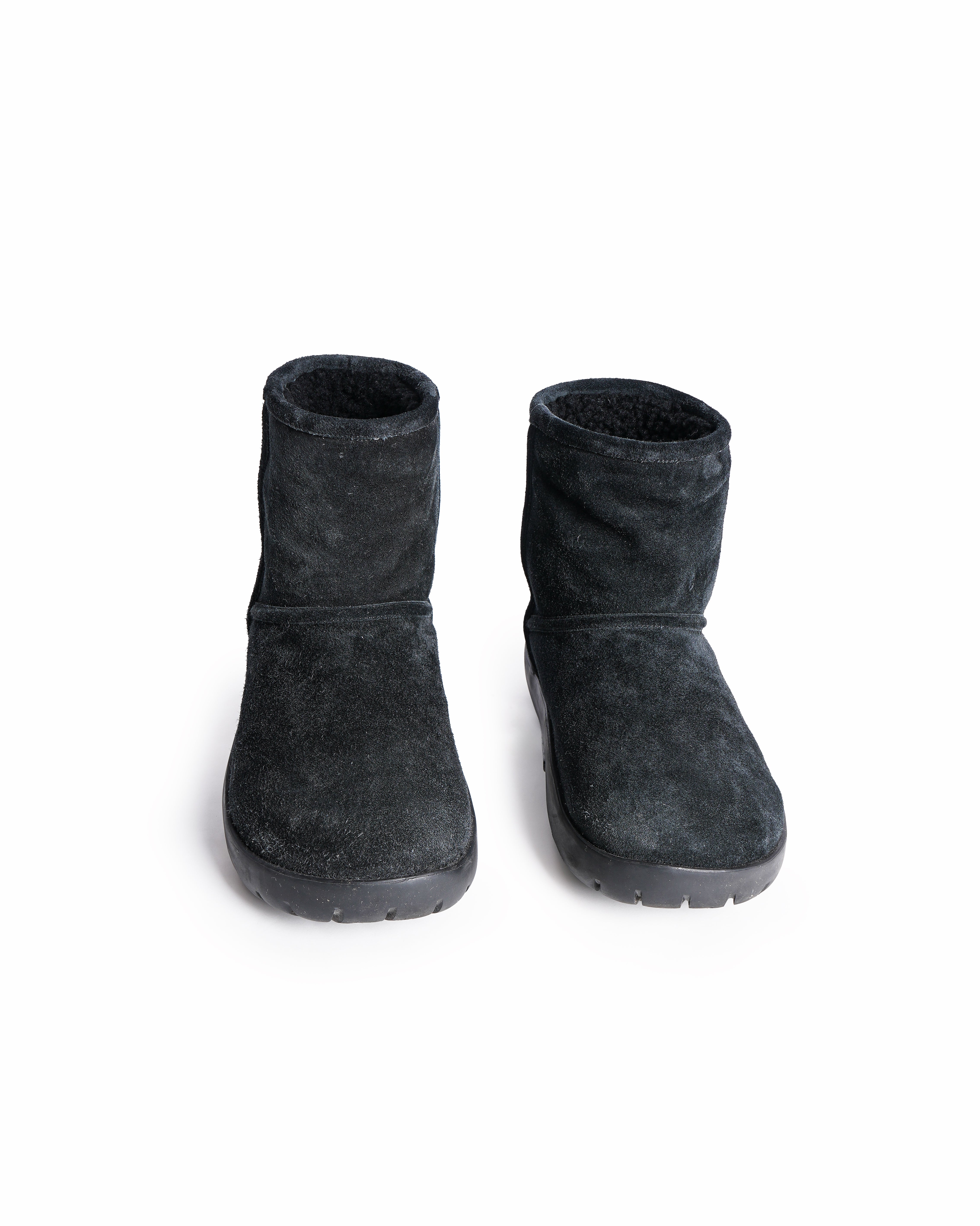 Bottega Veneta 
Shearling snow boots