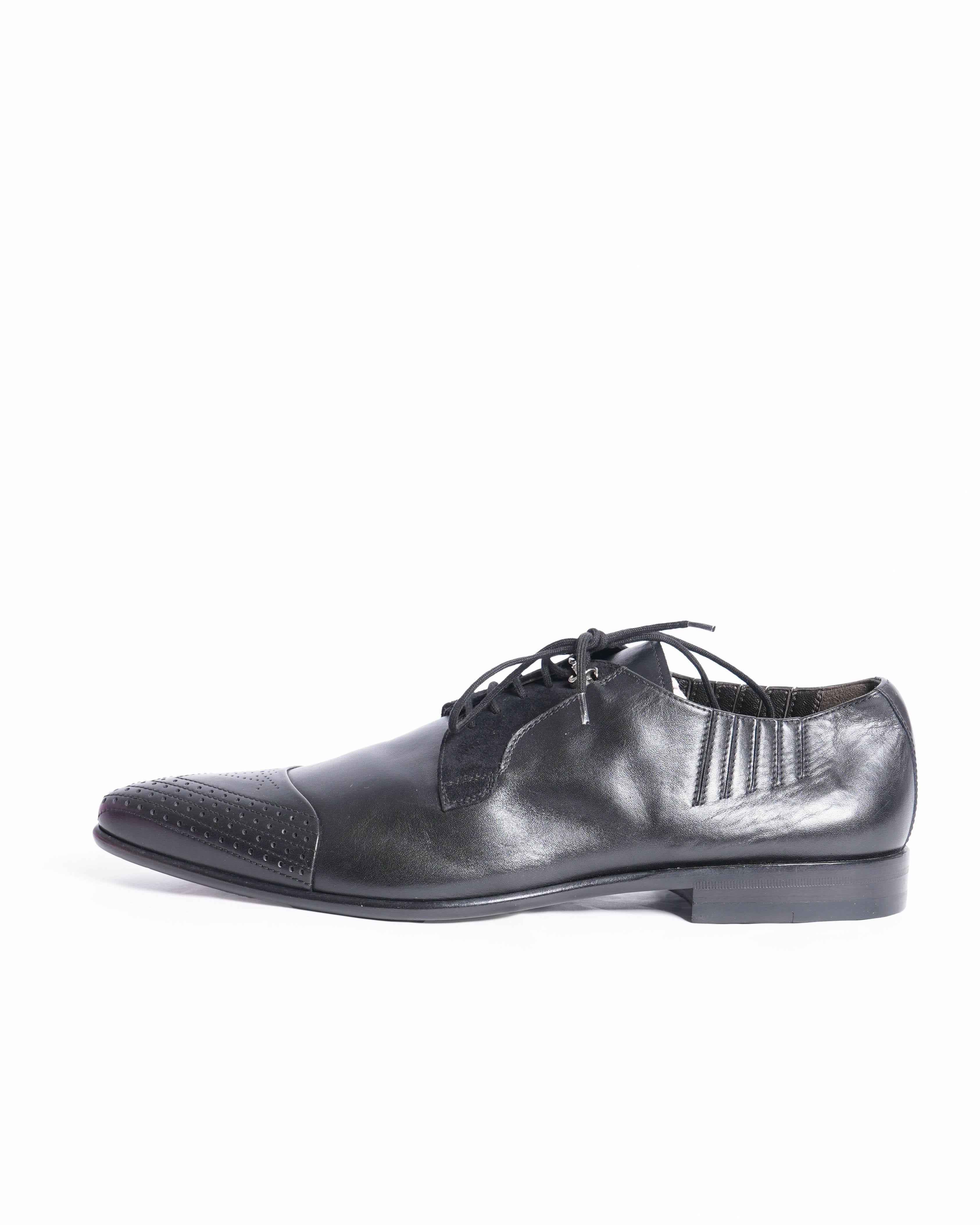 Cesare paciotti dagger shoes for men in black