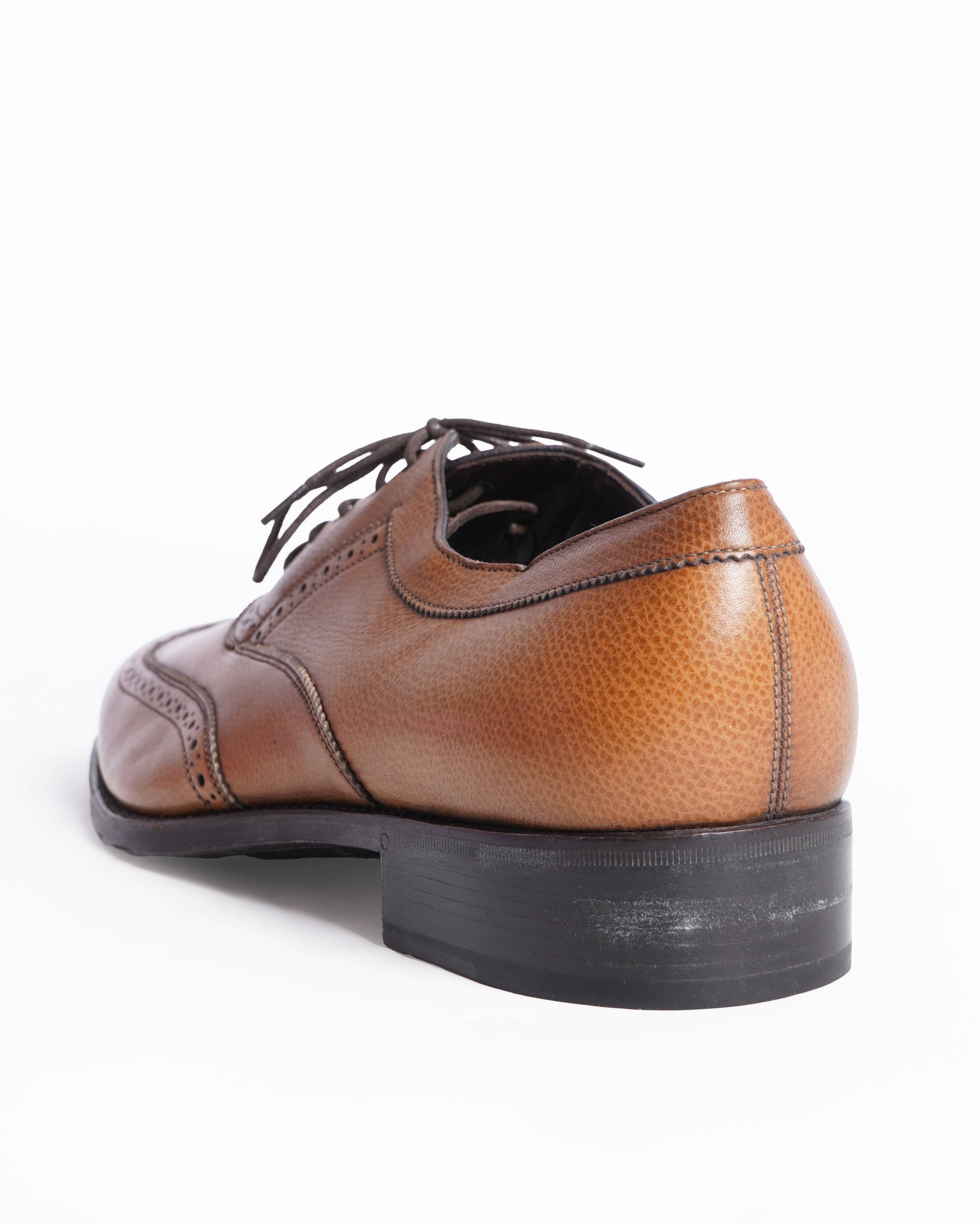 Salvatore Ferragamo Lace Up Leather shoes in Brown