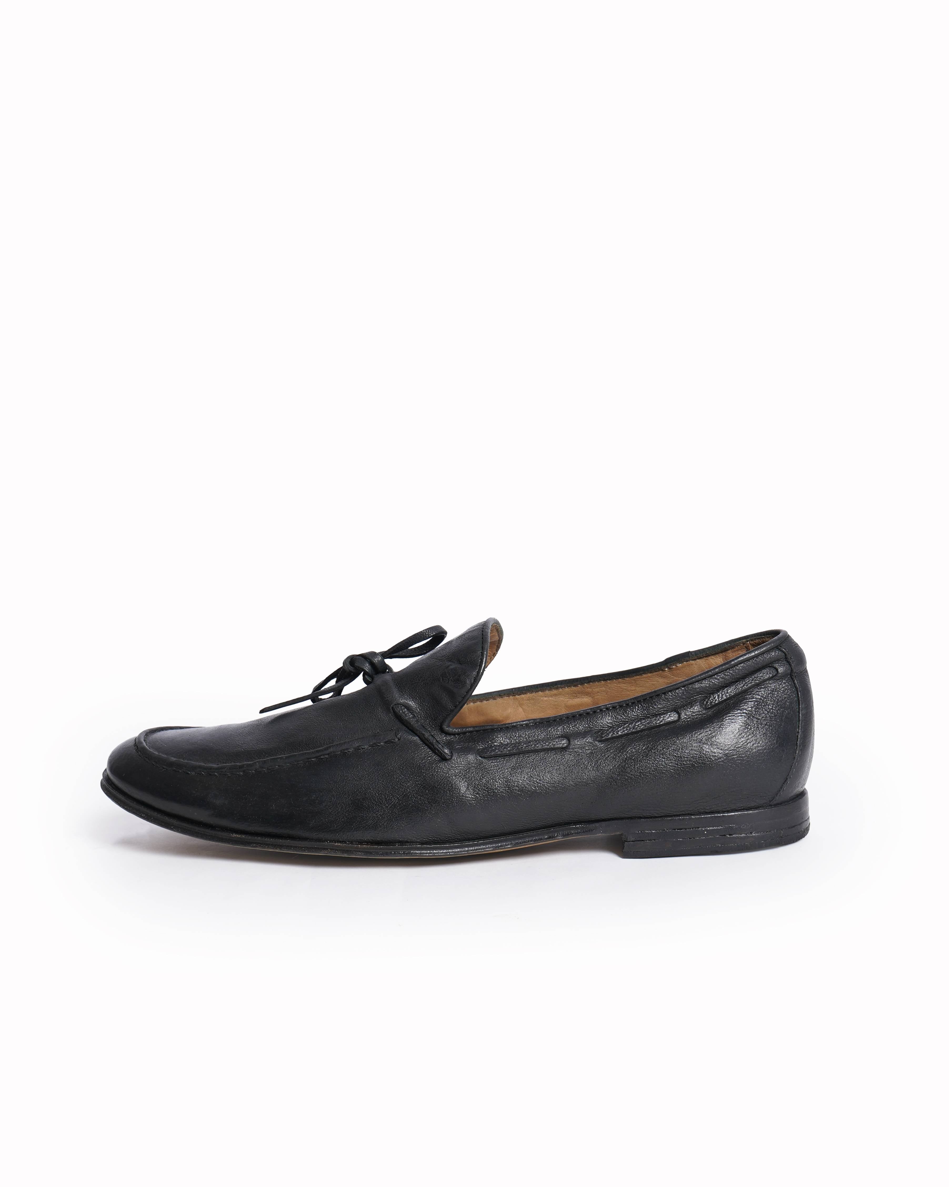 Tod's leather black loafers