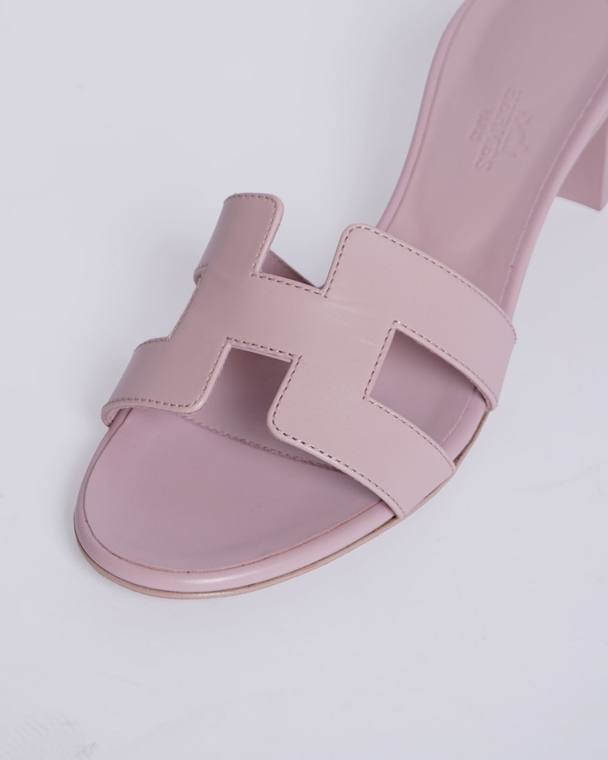 New Hermes Oasis Rose Calf Leather Heel Sandals