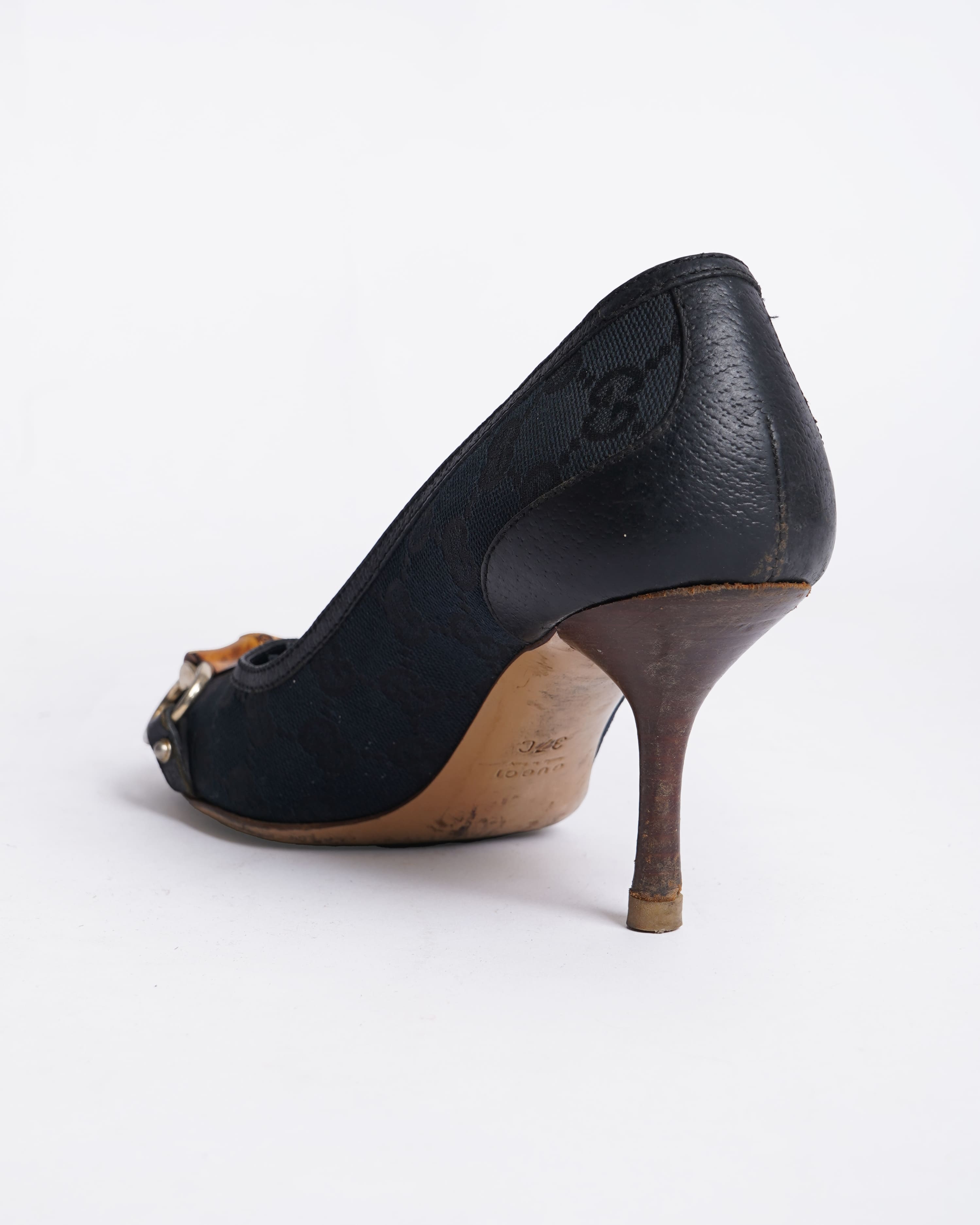 Gucci Bamboo Detail Monogram Pumps In Black