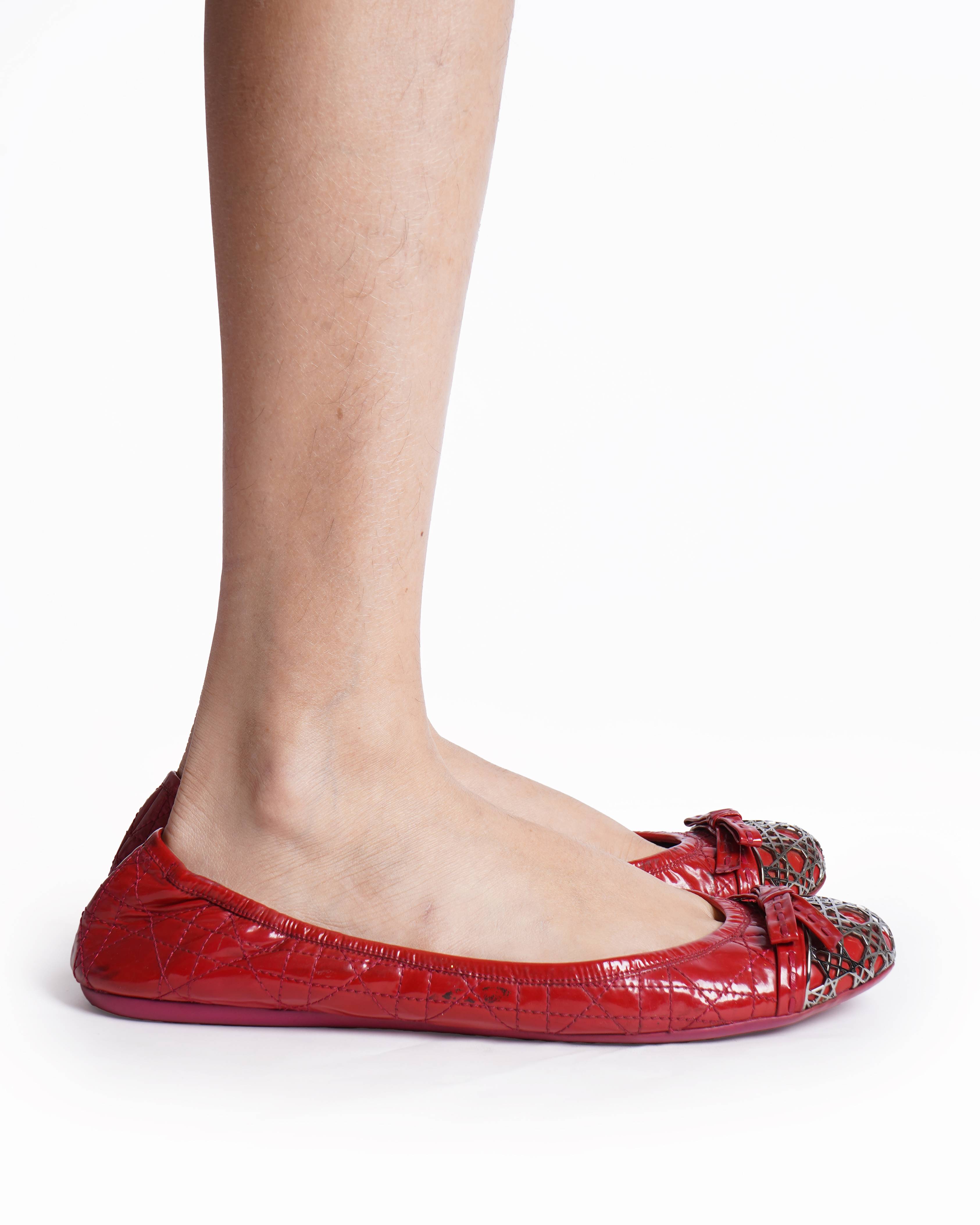 Christian Dior 
Cannage leather icon metal cap toe