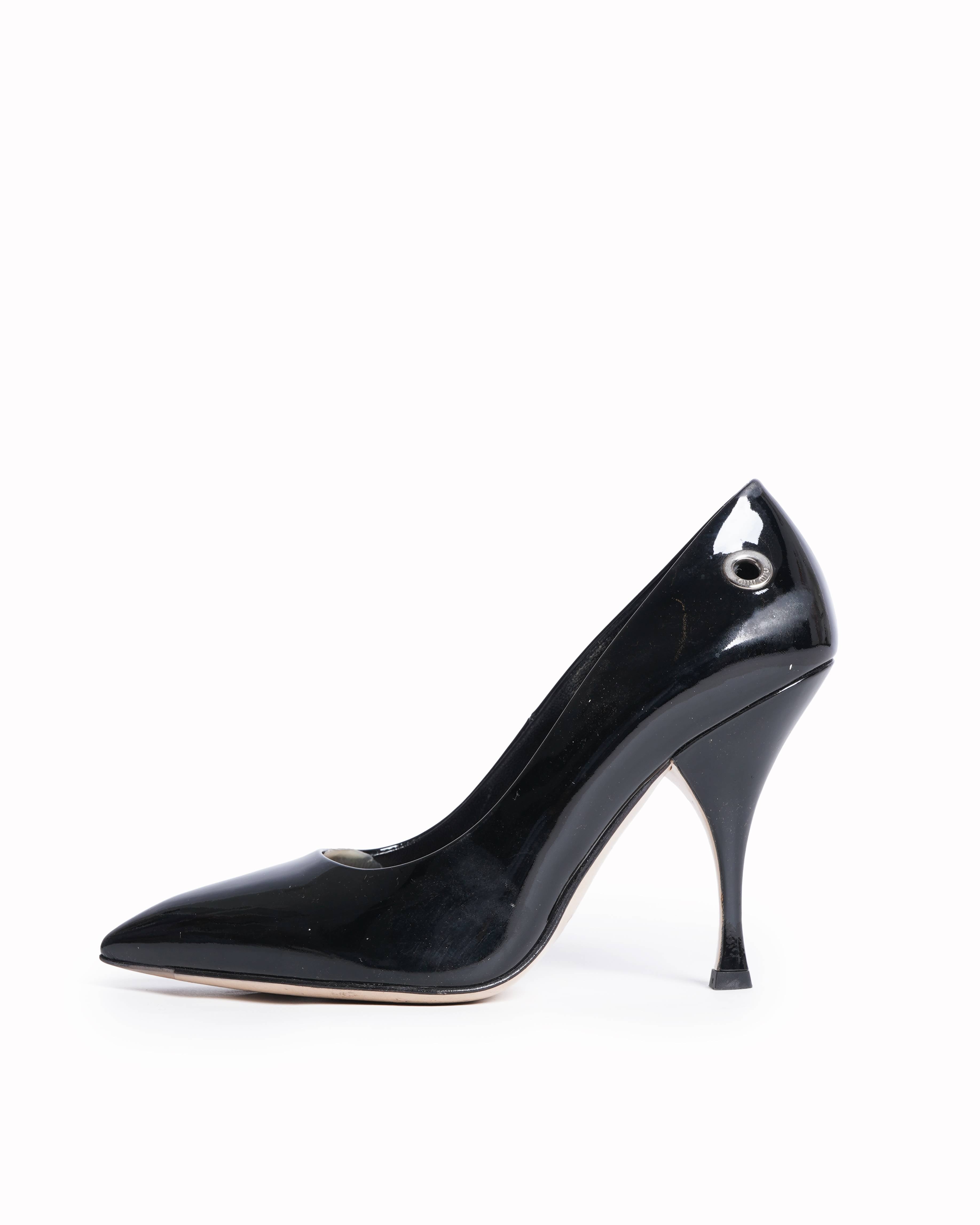 Miu Miu 
Calzature Donna Black Patent Leater Pointed Pumps