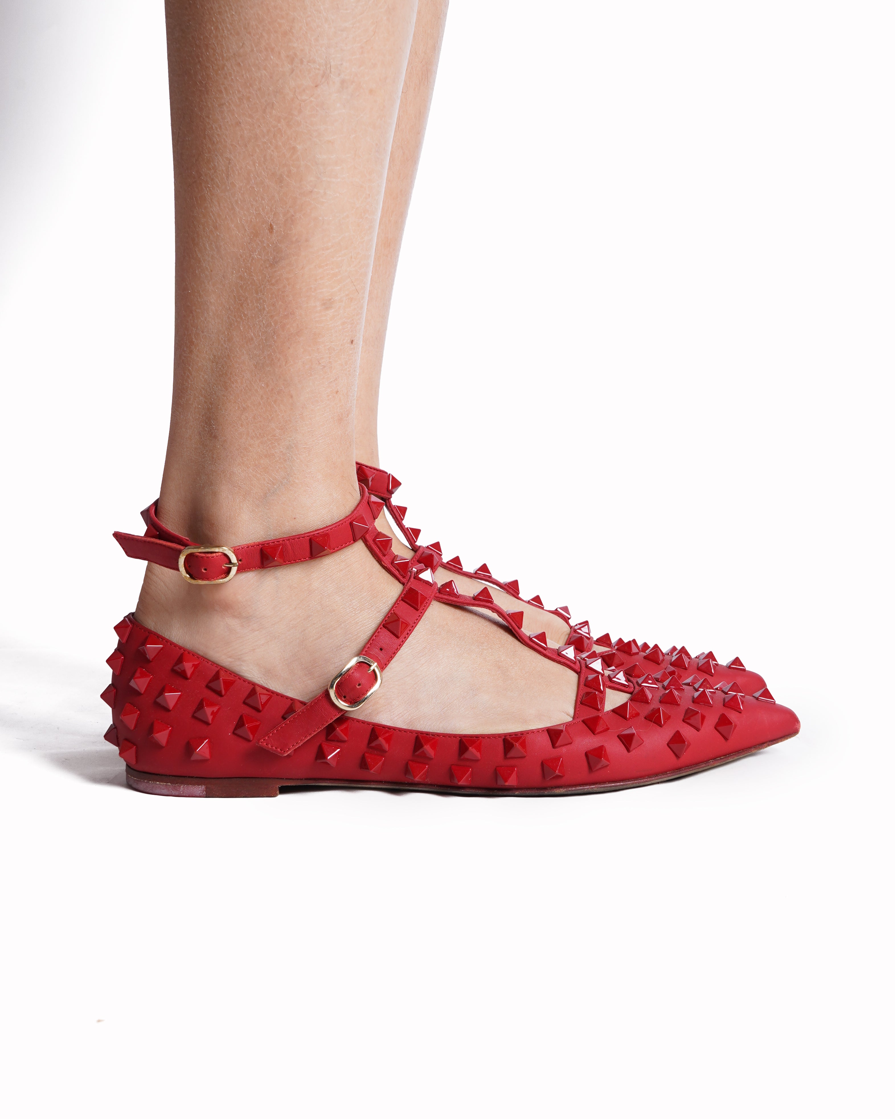 Valentino Garavani Rockstud Leather Ballet Flats In Red